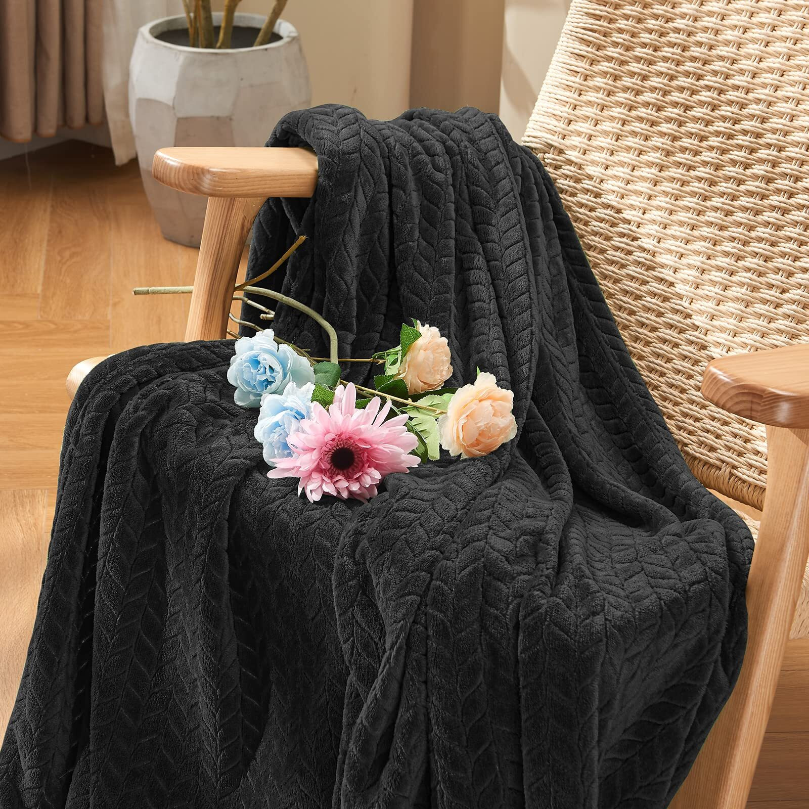 Inhand Black Fleece Twin Blanket  Super Soft Flannel Cozy Blankets For Adults  Lightweight Leaves Pattern Fuzzy Blanket For Couch Sofa Bed Office  Warm Plush Blankets For All Season  60X90 Inches