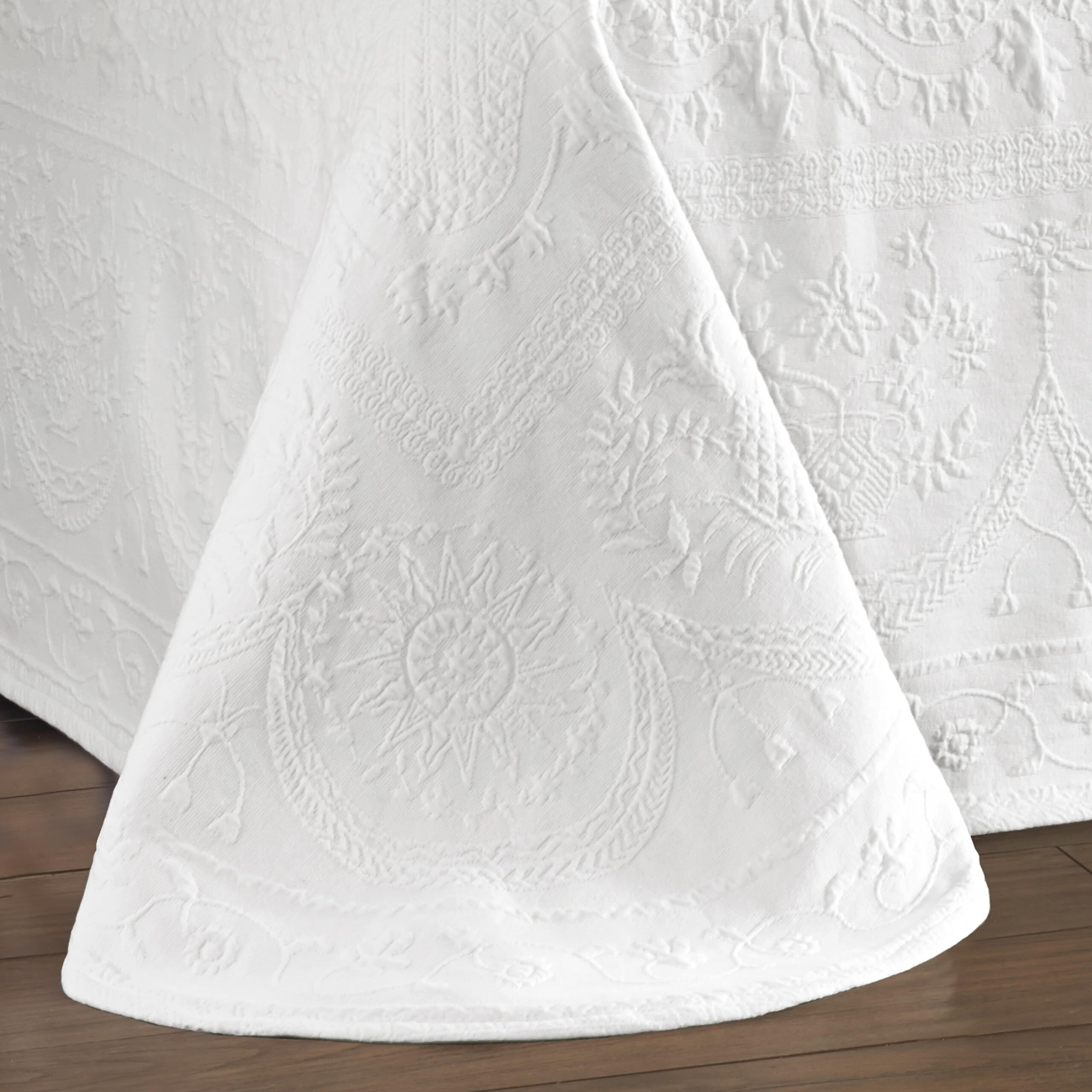 Historic Charleston Bedspreads Coverlet - King Charles Collection 120"" X 114"" Size 100% Cotton Oversized Matelasse Bed Spread  King/Cal King  White