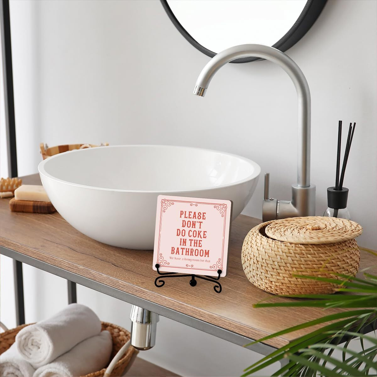 Funny Bathroom Signs  Please Don'T Do Coke In The Bathroom Wooden Sign  Funny Bathroom Desk Decor  Retro Pink Bathroom Art Signs  Bathroom Shelf Decor  Wooden Plaque With Stand (A20)