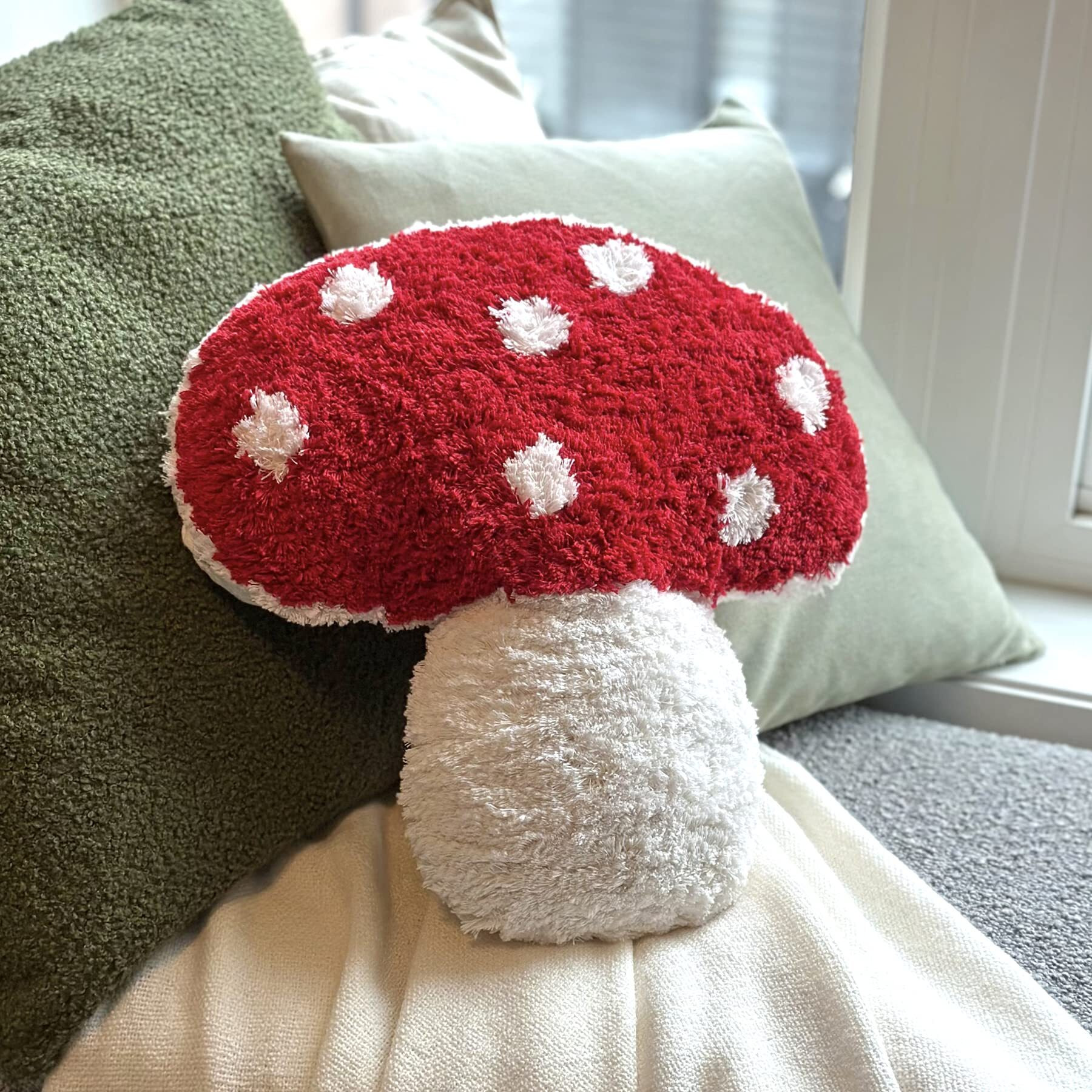 Dreamstall Mushroom Throw Pillow Tufted Mushroom Shape Decorative Cushion 15  X 15  - Mushroom Decor For Bed  Couch  Living Room (Red)