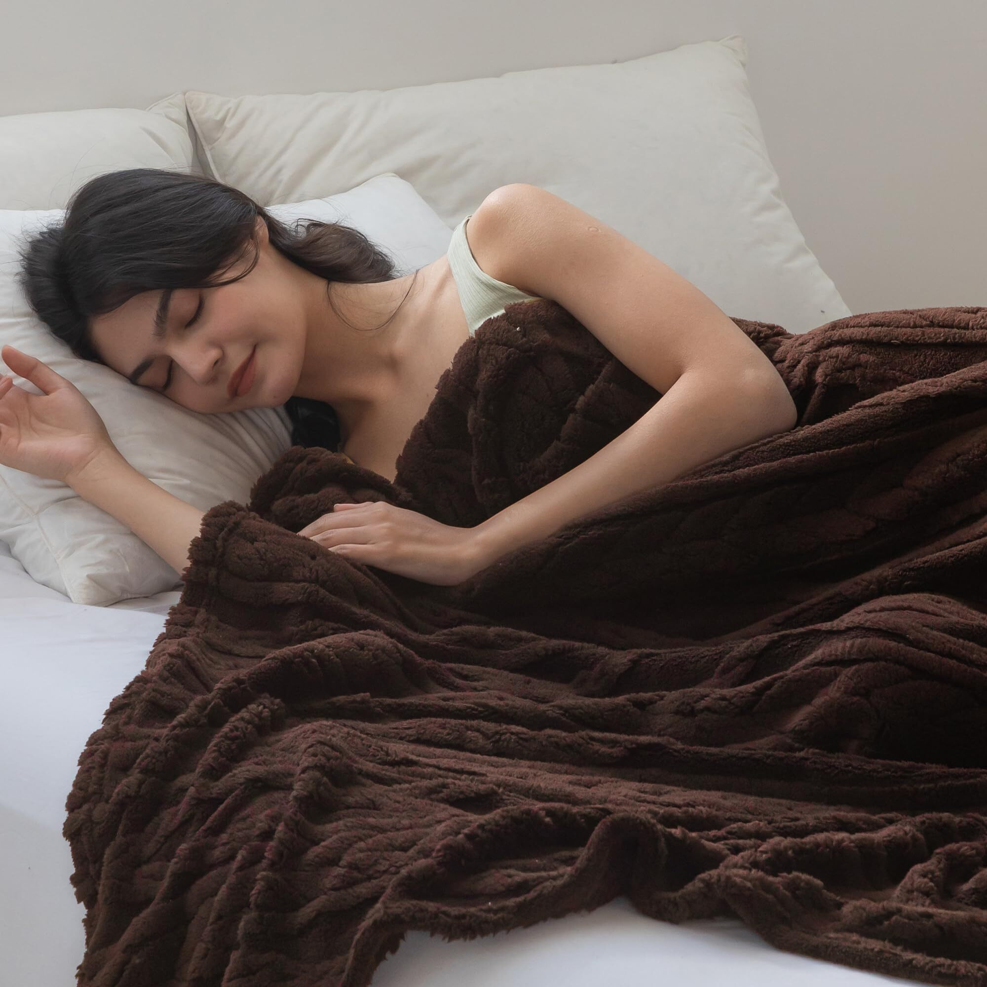 Coova Premium Sherpa Queen Blanket - 3D Stylish Design Super Soft Cozy Fleece Throw Blanket  Thick Plush Fuzzy Fluffy Lightweight Warm Throw For Women Couch Bed Sofa Chair(Dark Brown 90"&quotX90"")