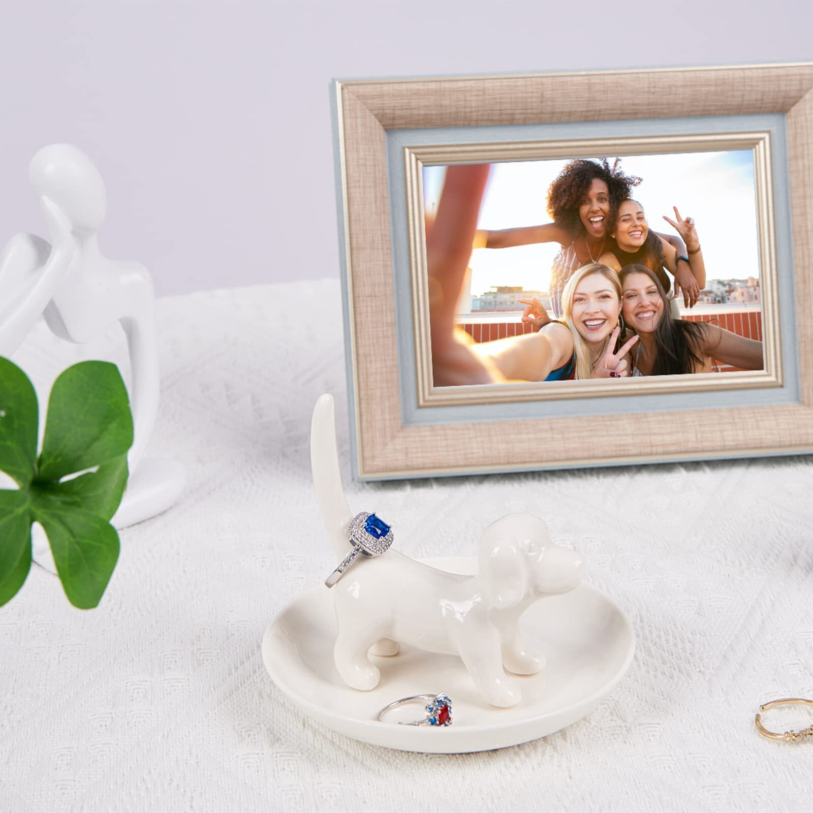 Spegiffu Dog Mom Gifts For Women - Dog Ring Holder Jewelry Dish Tray  Ring Stand For Ring Organizer  Funny Dog Themed Gifts For Dog Lovers  Dog Mom  Birthday Valentine's Xmas Gifts For Women