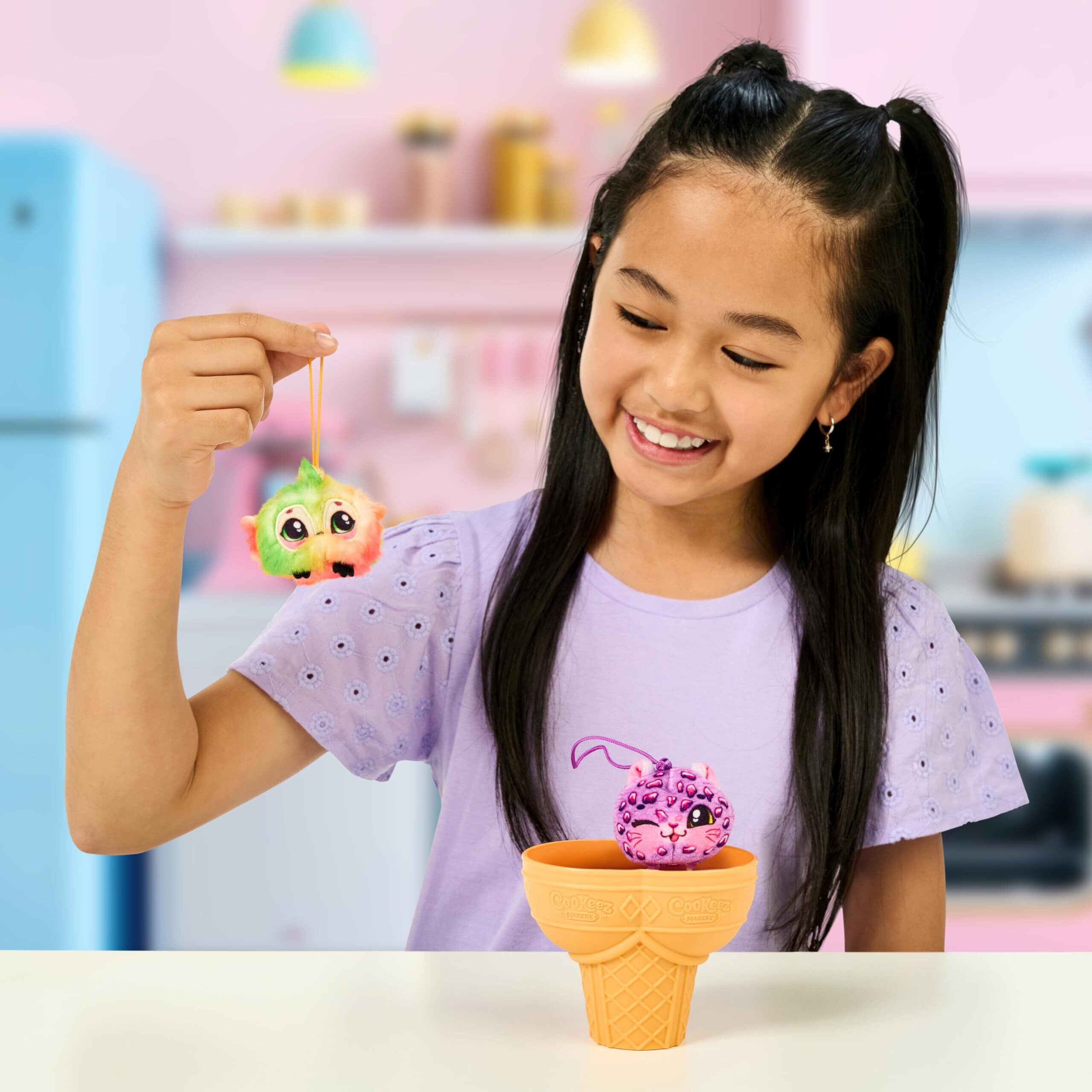 Cookeez Makery Yum Yumz Twin Pack  Full Of Fun And Full Of Yum Add Ingredients & Discover 2 Super-Cute Scented Surprise Plush Pets Inside An Ice Cream Cone You Can Customize - Styles May Vary