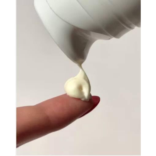 Lolavie Sculpting Paste  50 Ml + Bonus Nest New York Body Cream  30 Ml