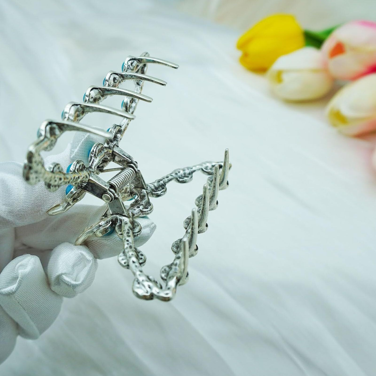 Large Metal Hair Claw Clips Turquoise Blue Stone Hair Claw Clip Western Hair Clips Nonslip Hair Accessories For Women Thick Hair Flower Silver