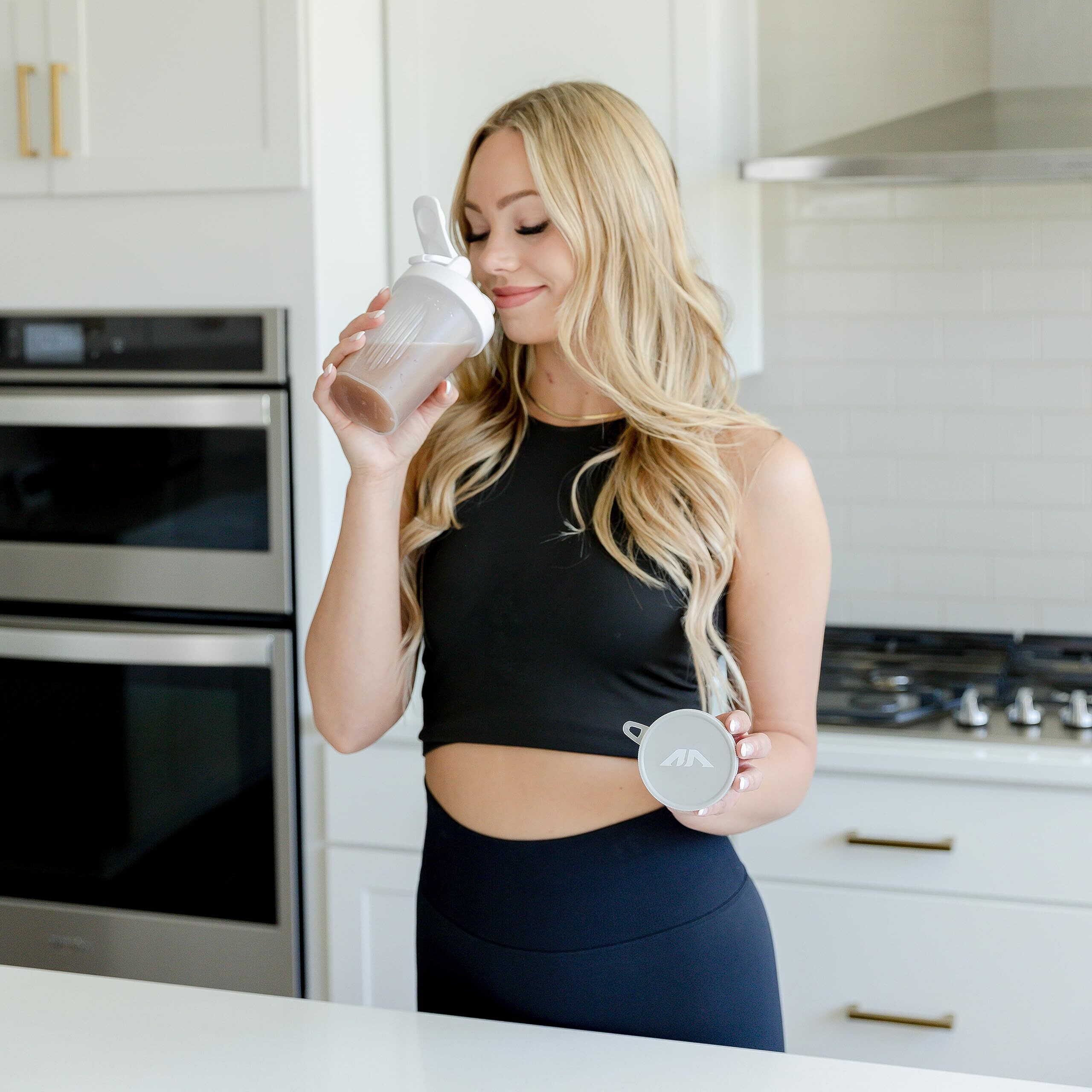 Protein Powder Funnel Set - Sleek Water Bottle Funnel For Powder Supplement With Cleaning Brush & Carabiners - No-Mess  Portable Protein Powder Container To Go For Workout  Fitness  Travel - 4 Pack