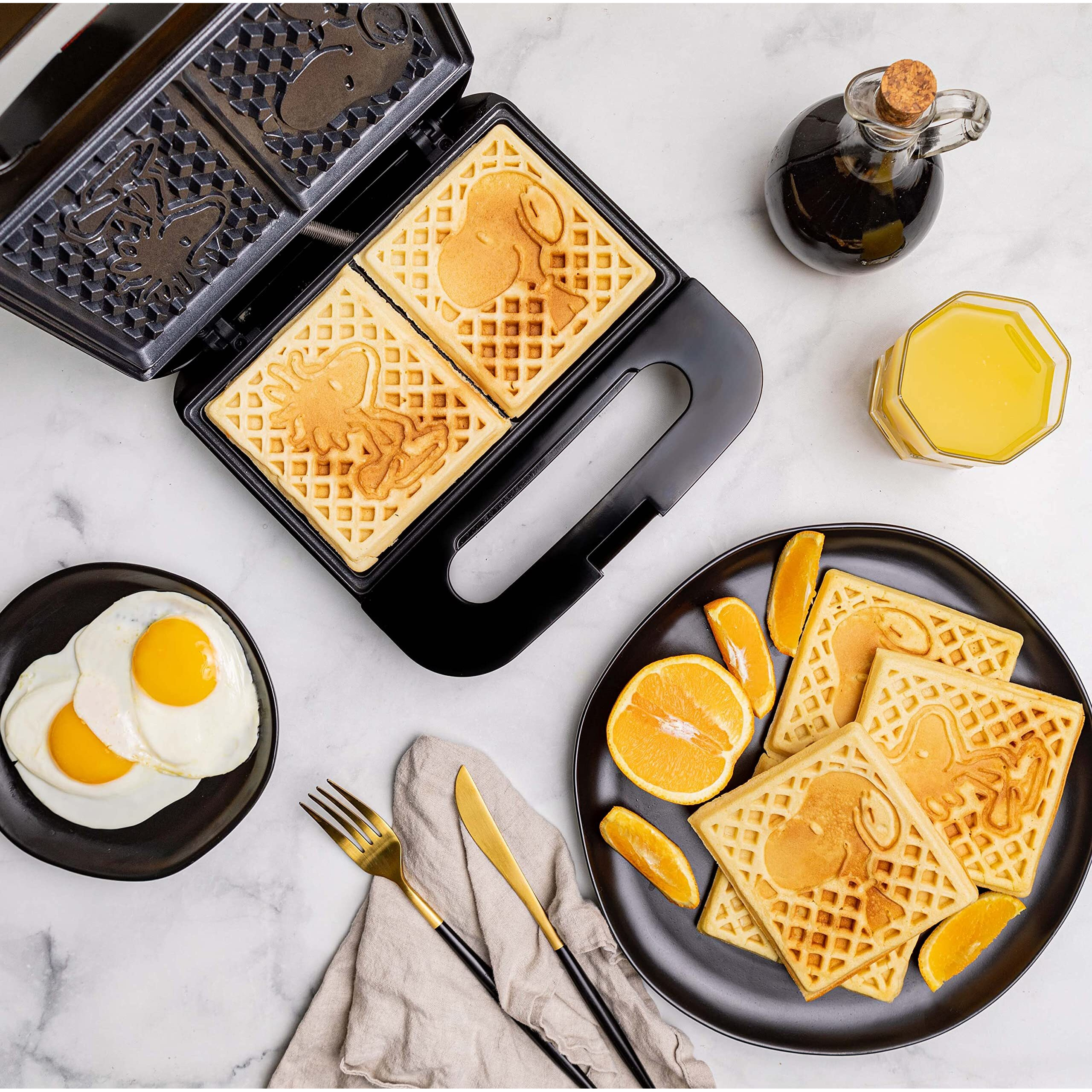 Uncanny Brands Peanuts Waffle Maker - Make Snoop And Woodstock Waffles - Kitchen Appliance