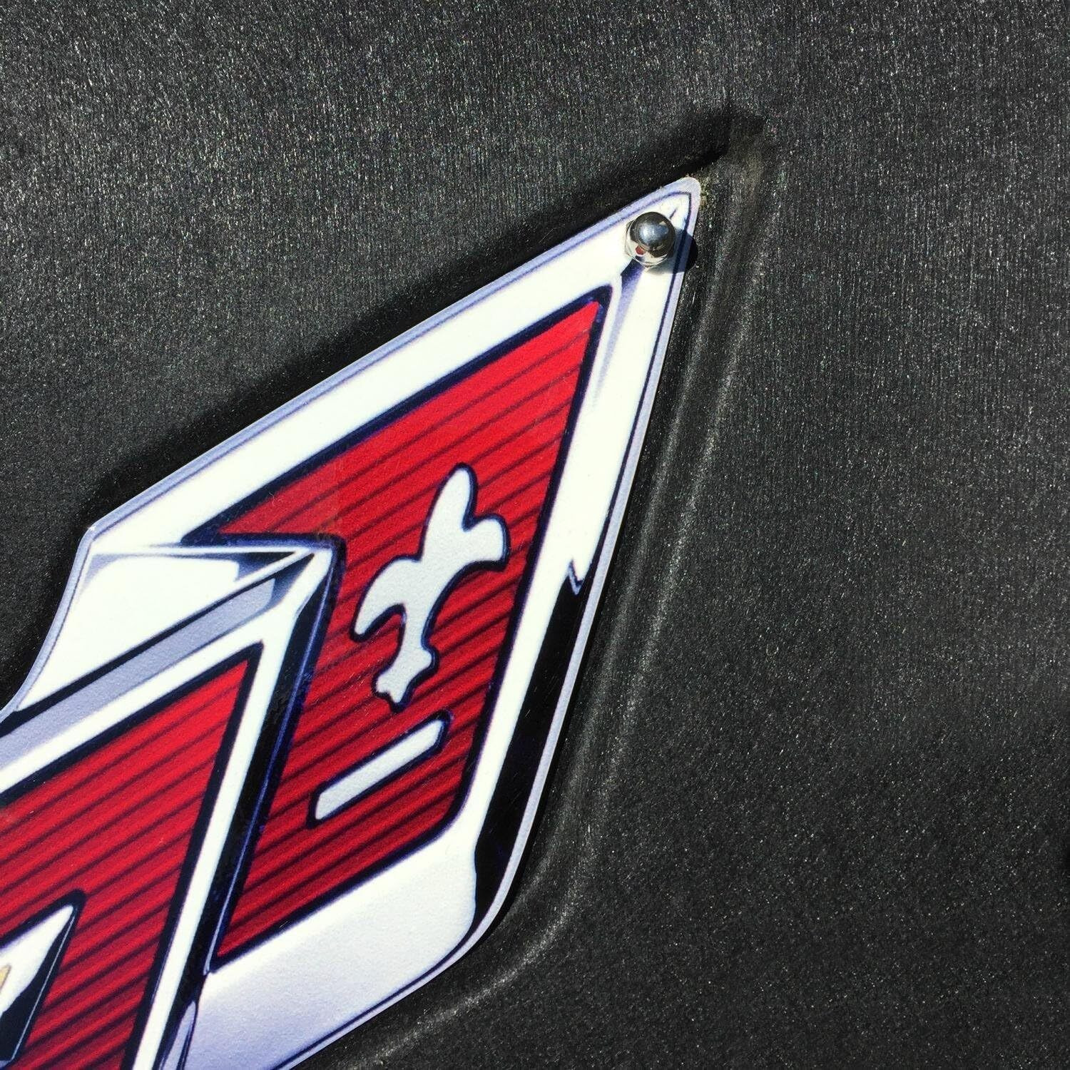 C7 Corvette Crossed Flag Metal Under Hood Emblem - Chrome Underhood Dress Up Logo Kit For 2014-2019 Corvettes