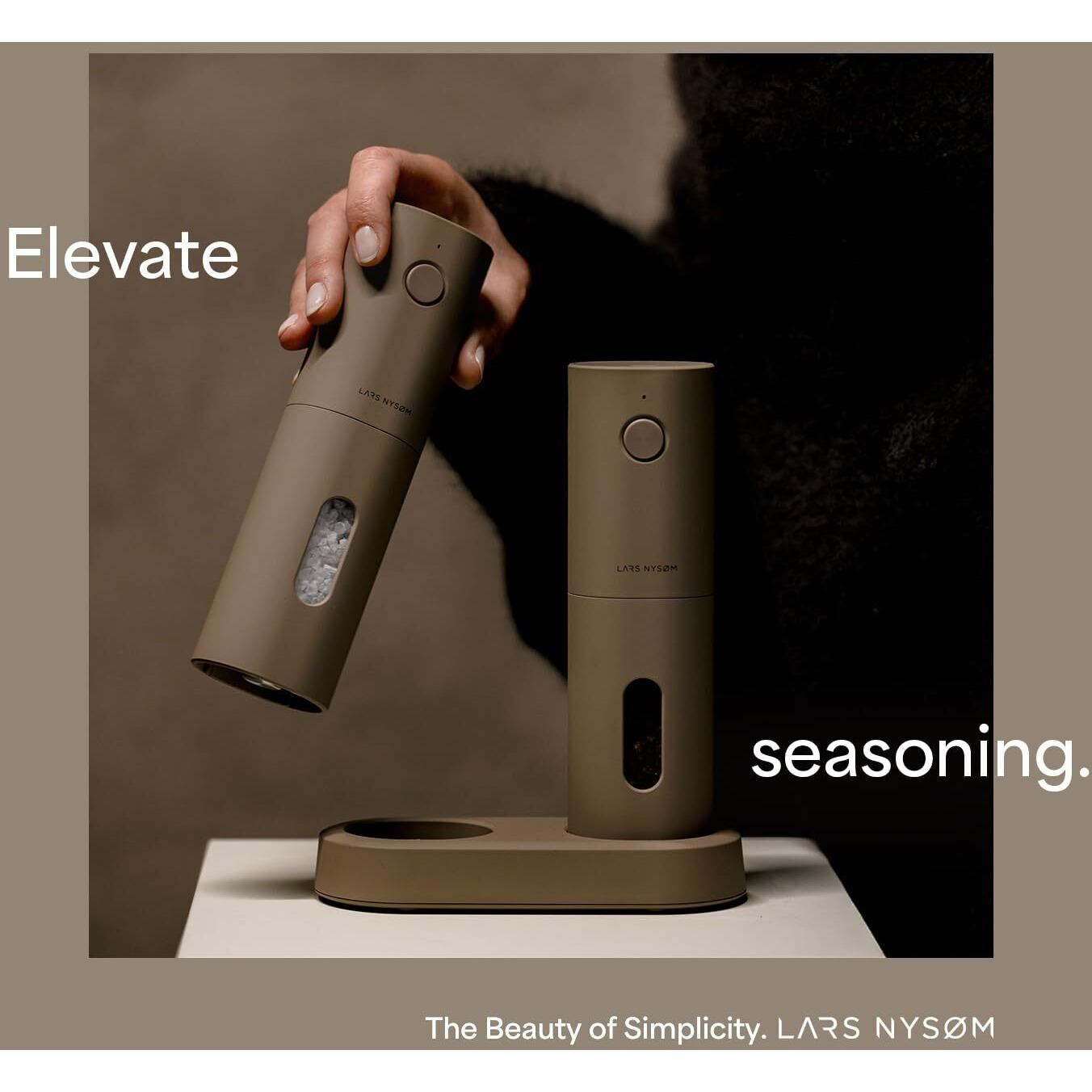 Lars Nysm Electric Salt And Pepper Grinder Set I Automatic Salt And Pepper Mills With Adjustable Ceramic Grinder I Usb Rechargeable Electric Spice Mill Set (Pure White)