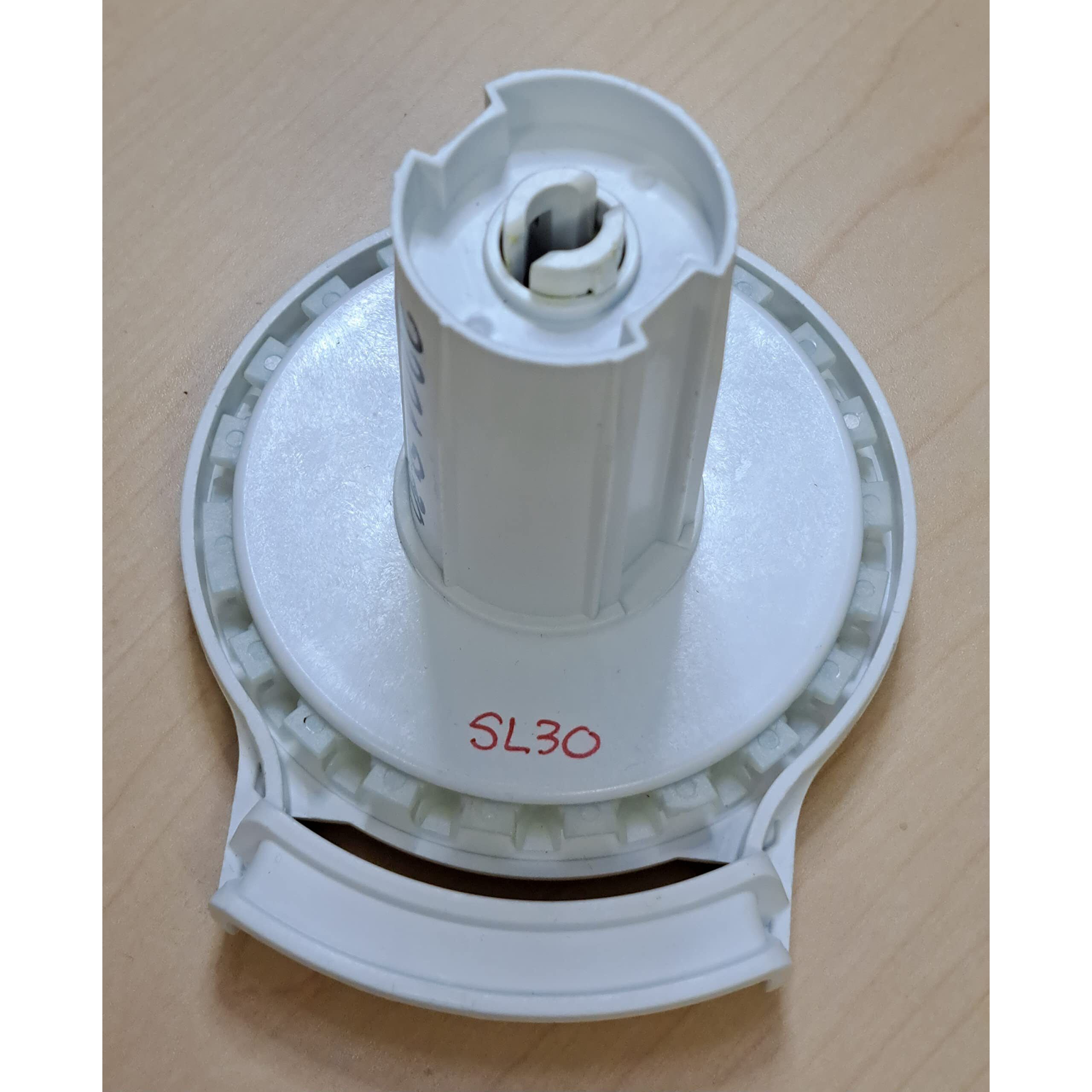 Rollease Clutch Skyline Hook Mount (White  Sl20 1 1/2"" Tube) With Clear Bead Stop 2203