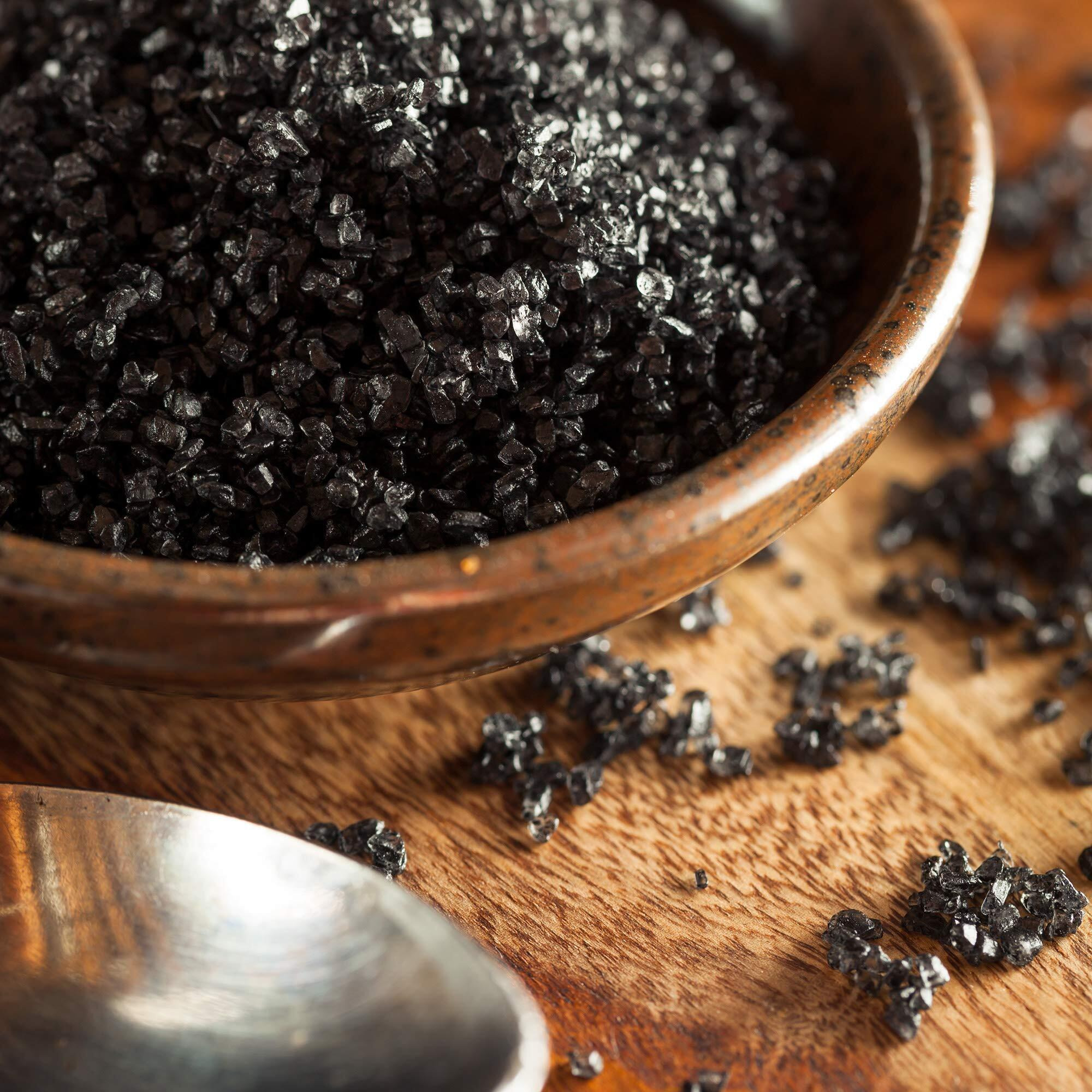 The Spice Lab Black Salt - Real Hawaiian Black Lava Salt - Fine 4.2 Oz French Jar - Ou Kosher Gluten-Free Non-Gmo Gourmet Salt - Authentic Hawaiian Black Salt - Excellent Halloween Margarita Salt