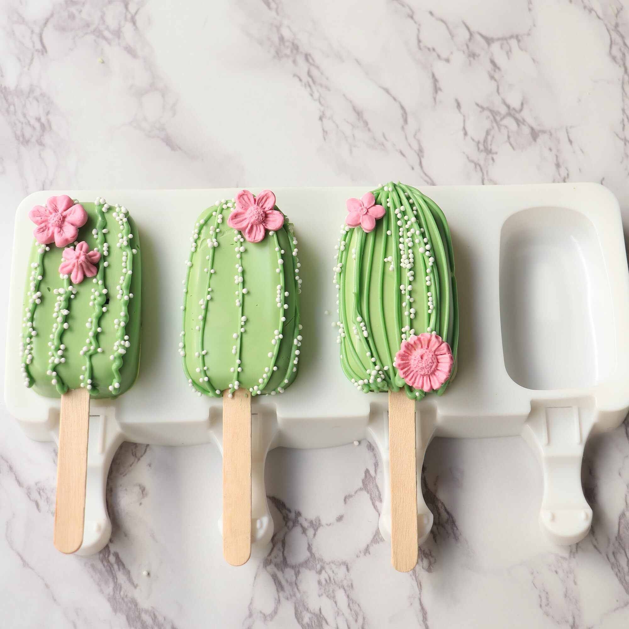 Colour Mill Oil-Based Food Coloring, 20 Milliliters Christmas Green