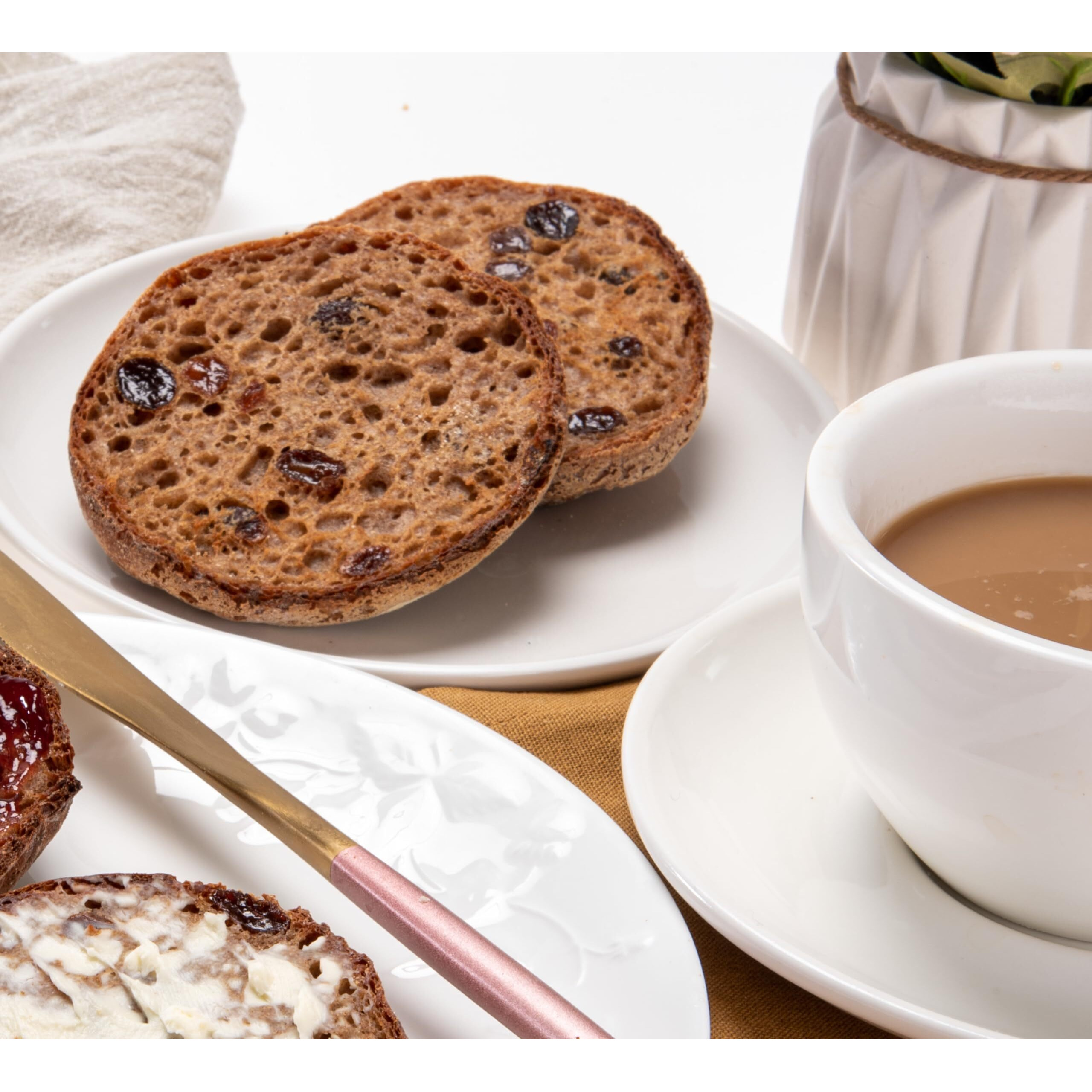 Katz Gluten Free Vegan English Muffins. Cinnamon Raisin. Easy To Prepare Your Vegan Breakfast Sandwich. Dairy Free, Egg Free, Nut Free, Peanut Free. 11 Oz (Pack Of 3)