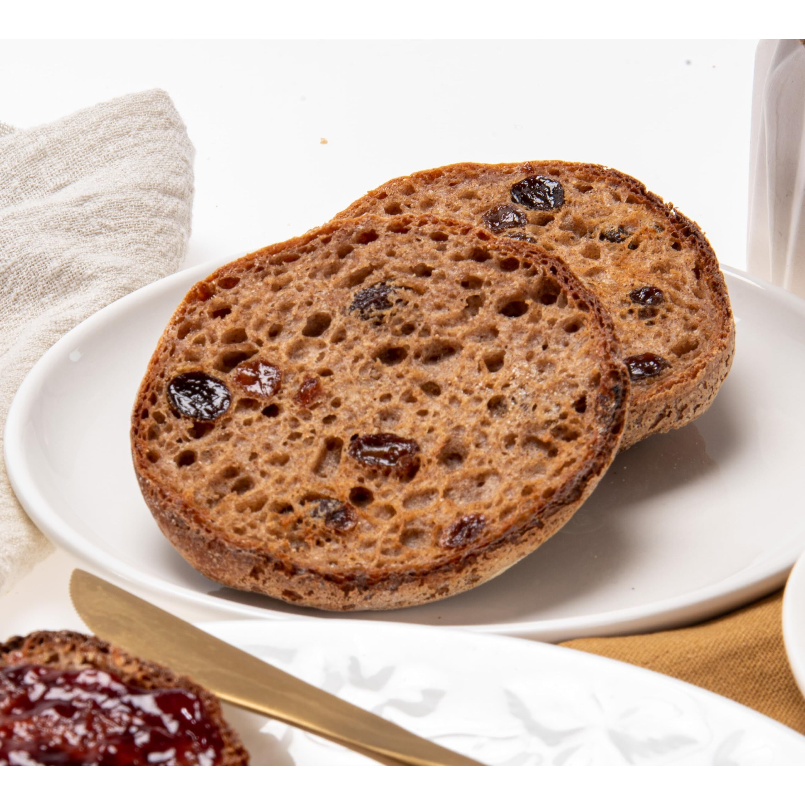 Katz Gluten Free Vegan English Muffins. Cinnamon Raisin. Easy To Prepare Your Vegan Breakfast Sandwich. Dairy Free, Egg Free, Nut Free, Peanut Free. 11 Oz (Pack Of 3)