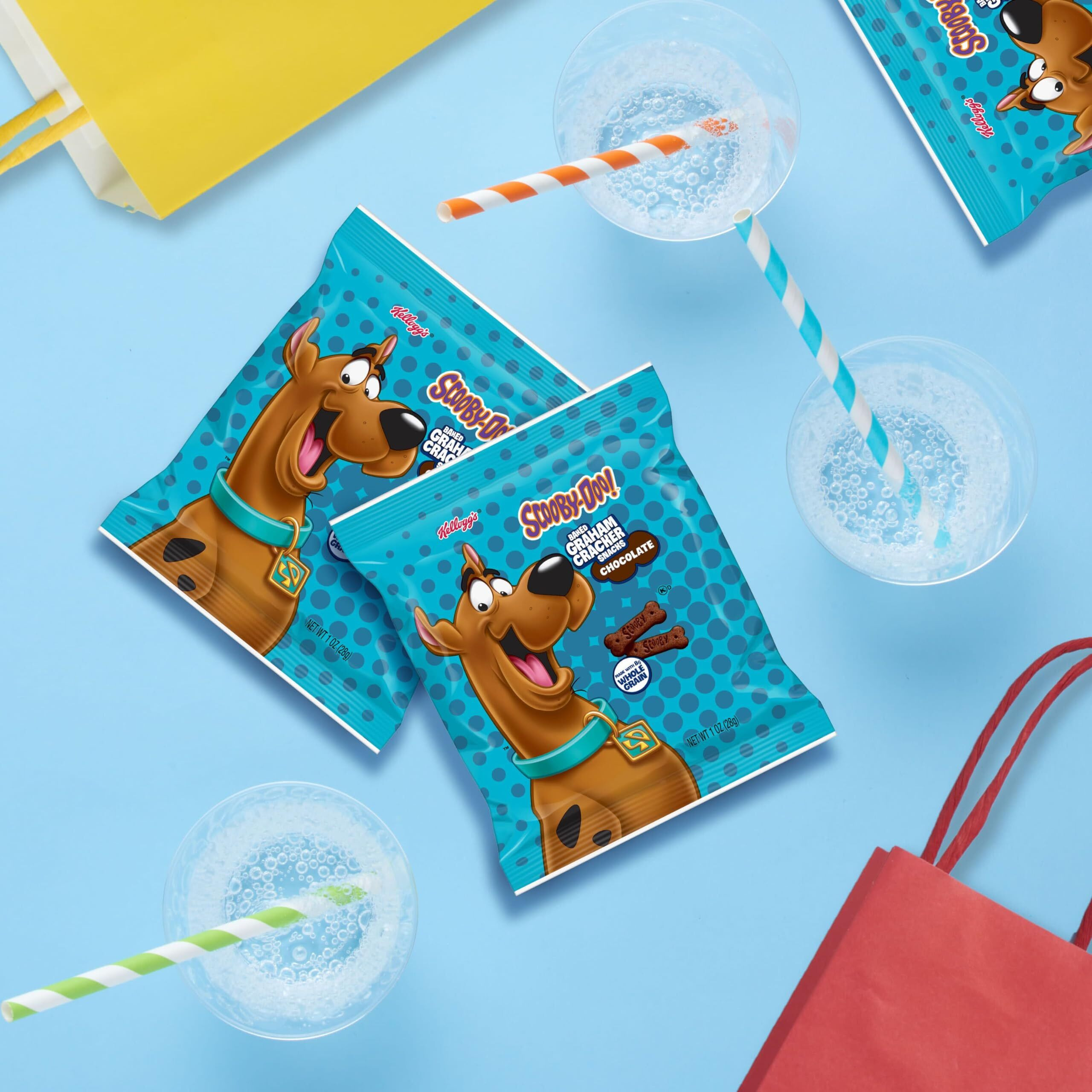 Kellogg's Scooby-Doo Baked Graham Cracker Snacks, Lunch Snacks, Snack Crackers, Chocolate (40 Pouches)
