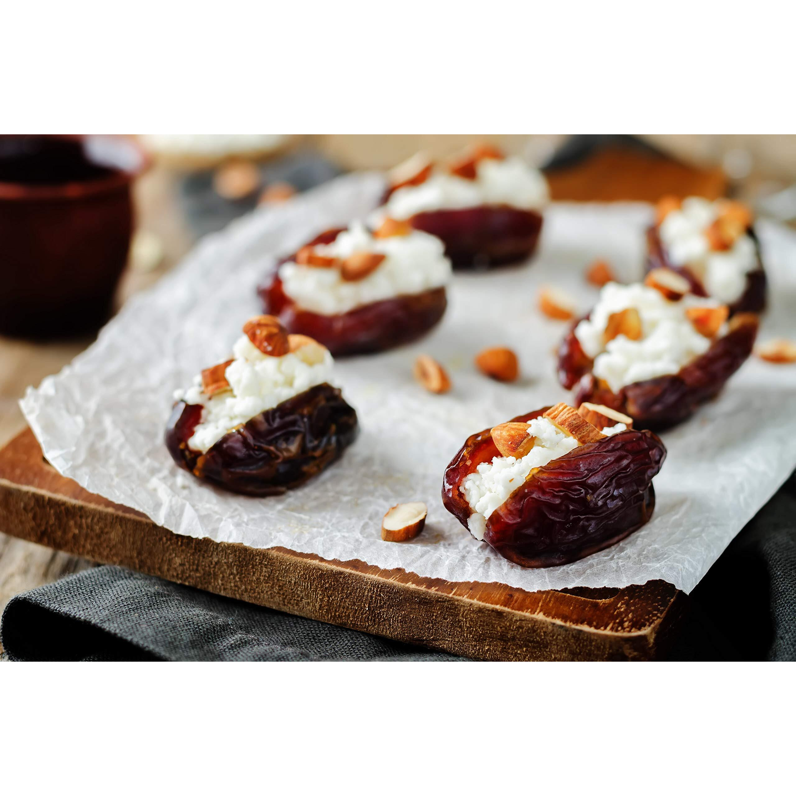 Anna And Sarah Pitted California Deglet Noor Dates In Resealable Bag, 1 Lb 1 Pack