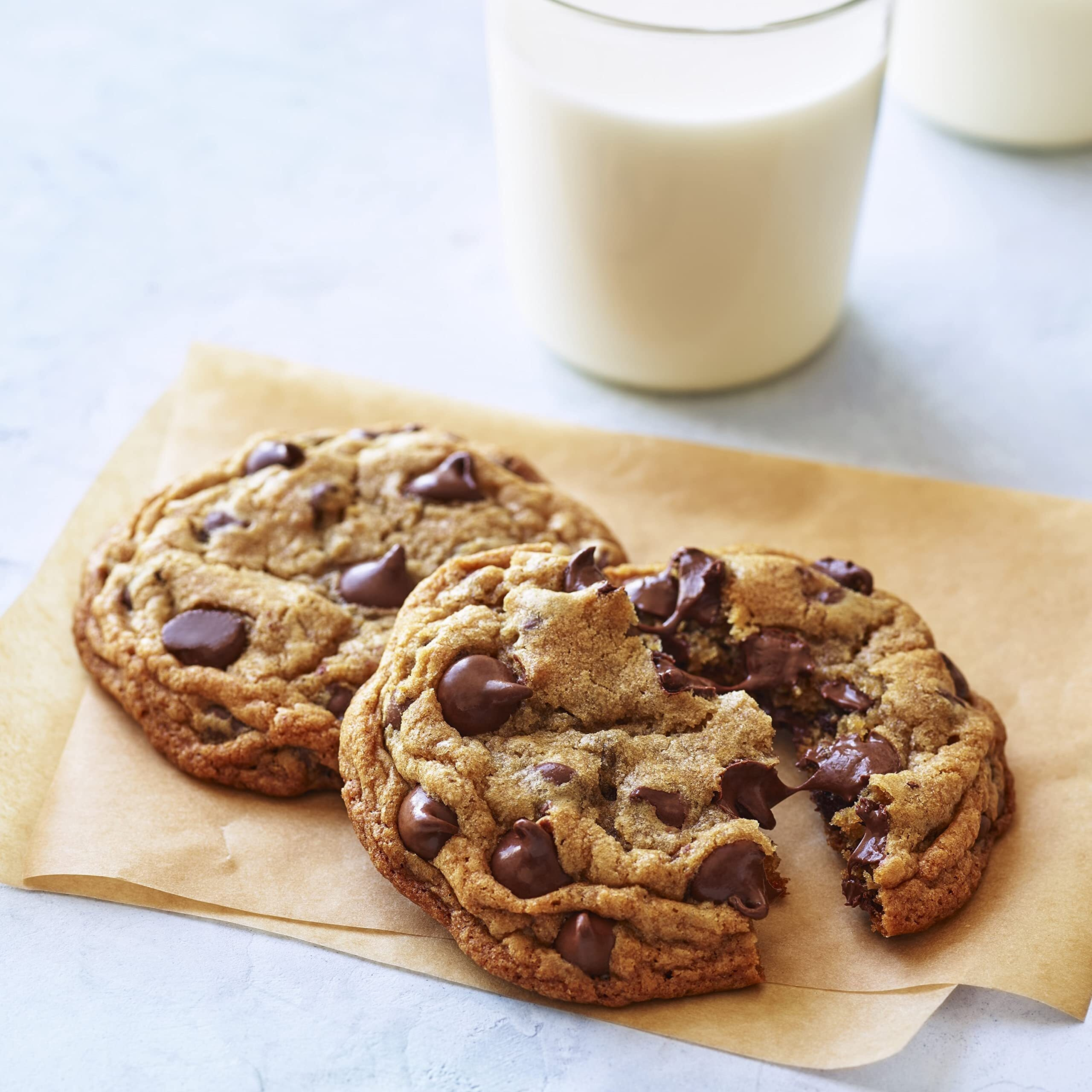 Ghirardelli Chocolate Company Semi-Sweet Chips 1000 Per Lb., 5Lb (Pack Of 2)