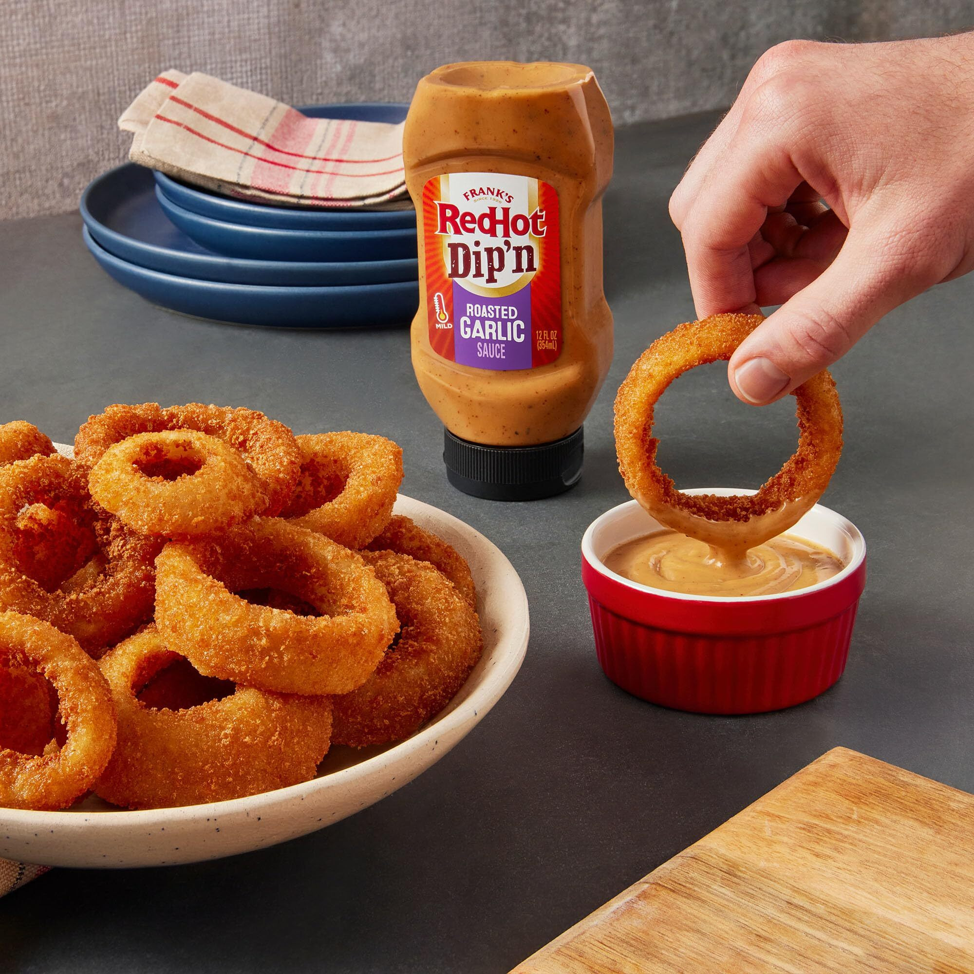 Frank's Redhot Dip'N Roasted Garlic Sauce, 12 Fl Oz (Pack Of 6)