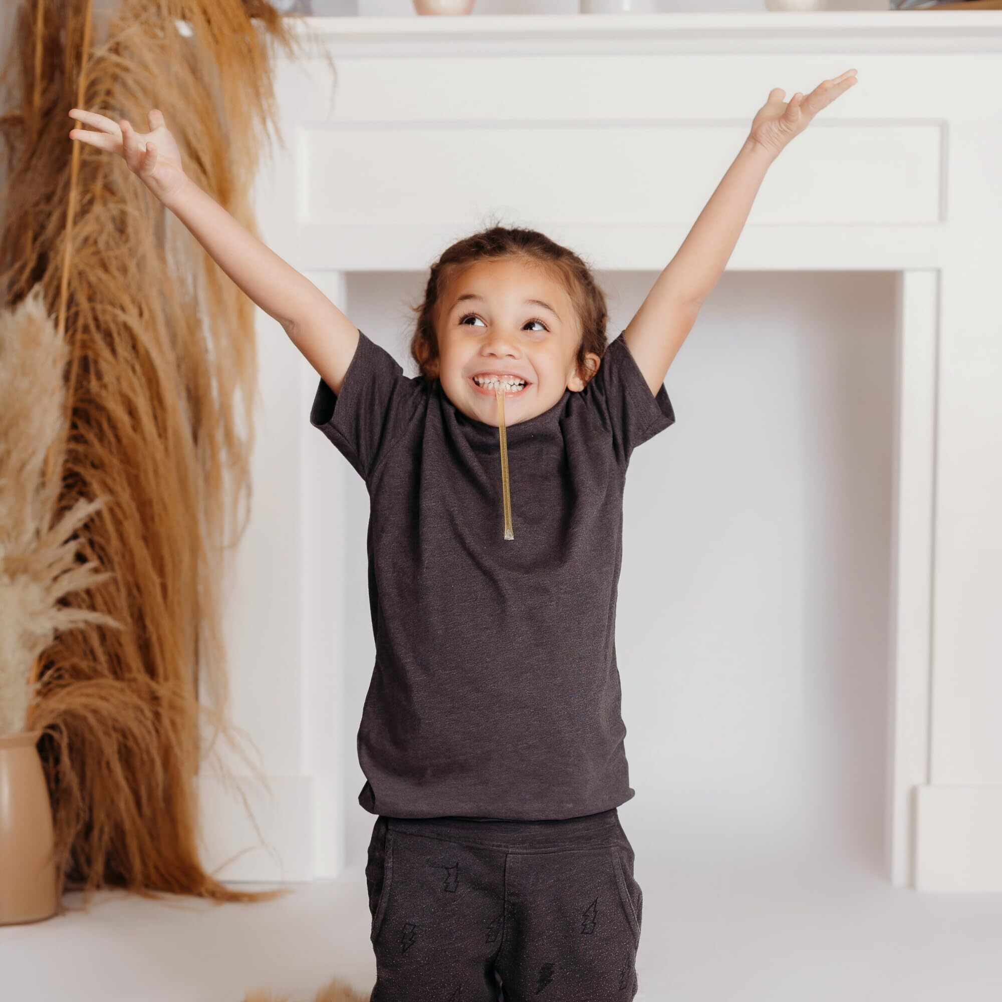 The Honey Jar Plain Honey Sticks - Pure Honey Straws For Tea, Coffee, Or A Healthy Treat - One Teaspoon Of Flavored Honey Per Stick - Made In The Usa With Real Honey - (100 Count)