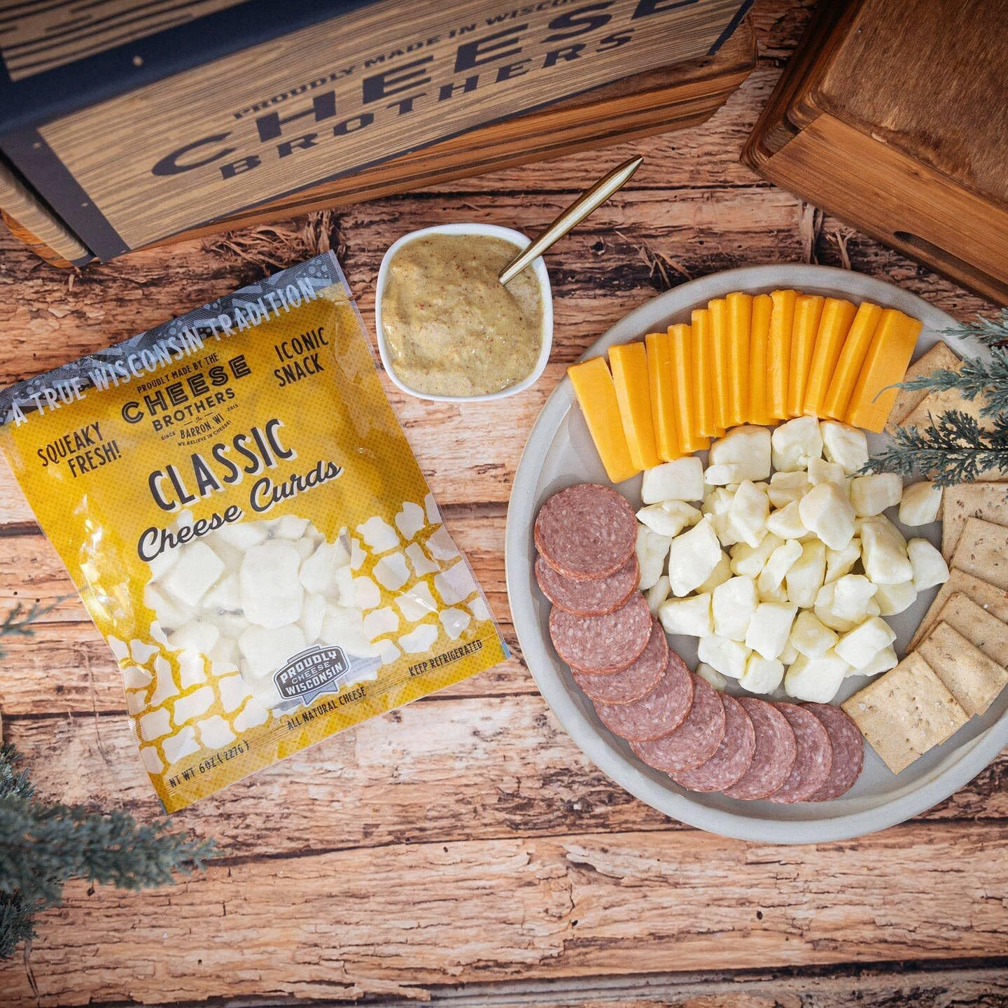 Cheese Bros Squeaky Fresh Wisconsin Cheese Curds | 6 Ounce Bags | Gourmet Gift For Families (4)