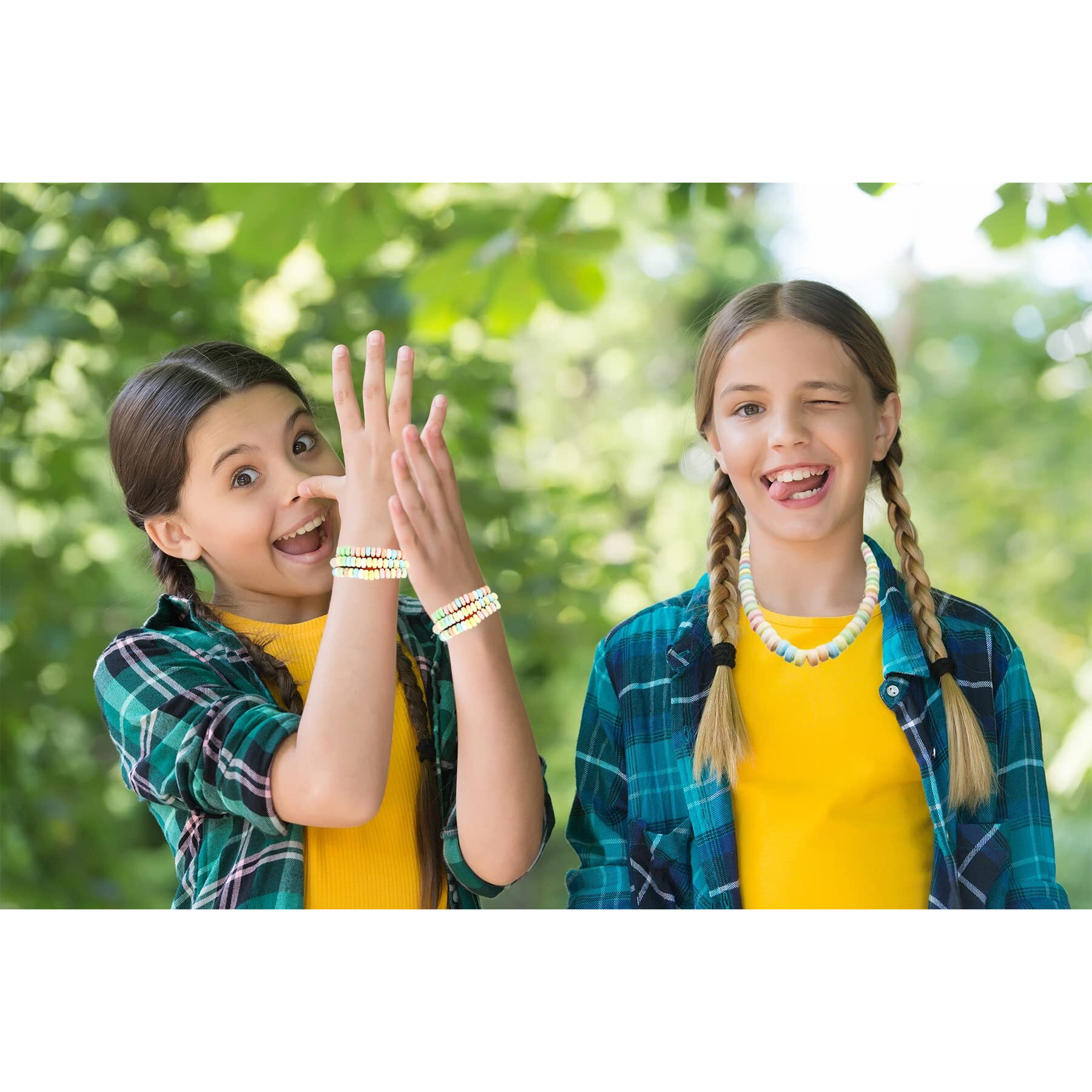 The Dreidel Company Stretchable Bracelet & Necklace Candy, Multicolor Fruit-Flavored Candy For Kids, And Party Favors, Individually Wrapped (12-Pack)