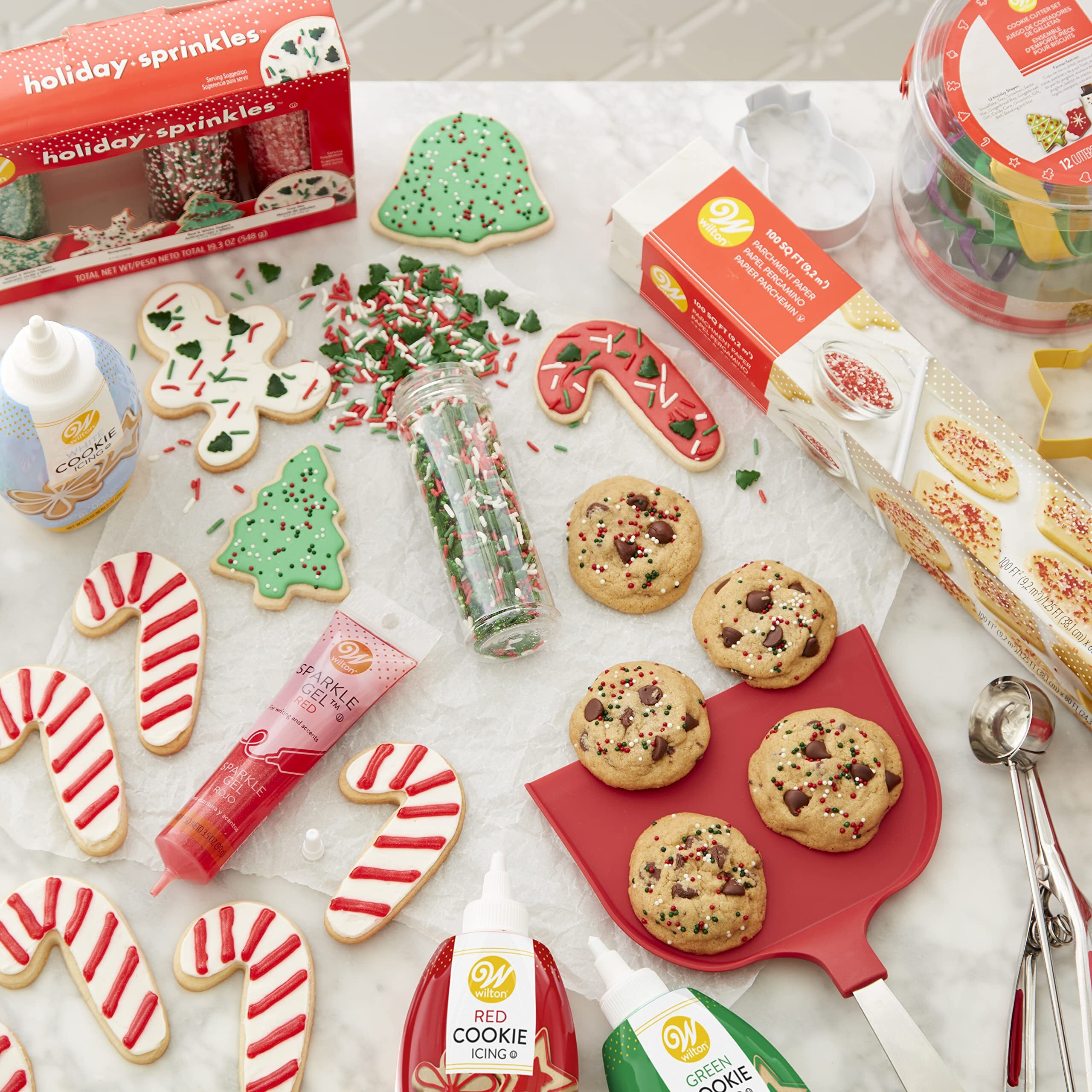 Wilton Red And Green Cookie Icing Set, 2 Count (Pack Of 1)
