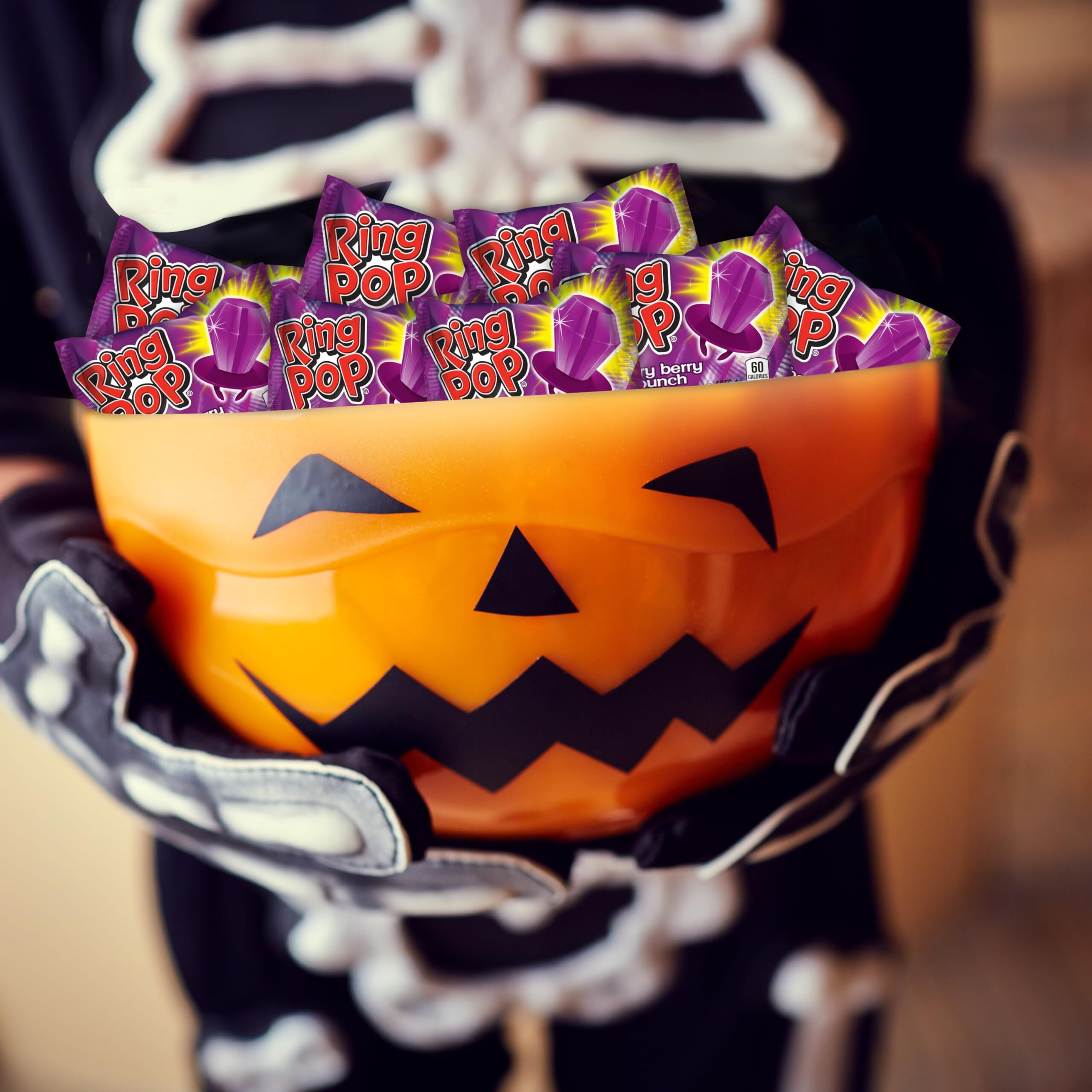 Ring Pop Colorfest Purple Very Berry Punch Bulk Halloween Candy - 30 Ct Individually Wrapped Lollipops - Fun Candy For Party Favors, Halloween Parties, Trick Or Treat Goodie Bags, Bachelorette Parties