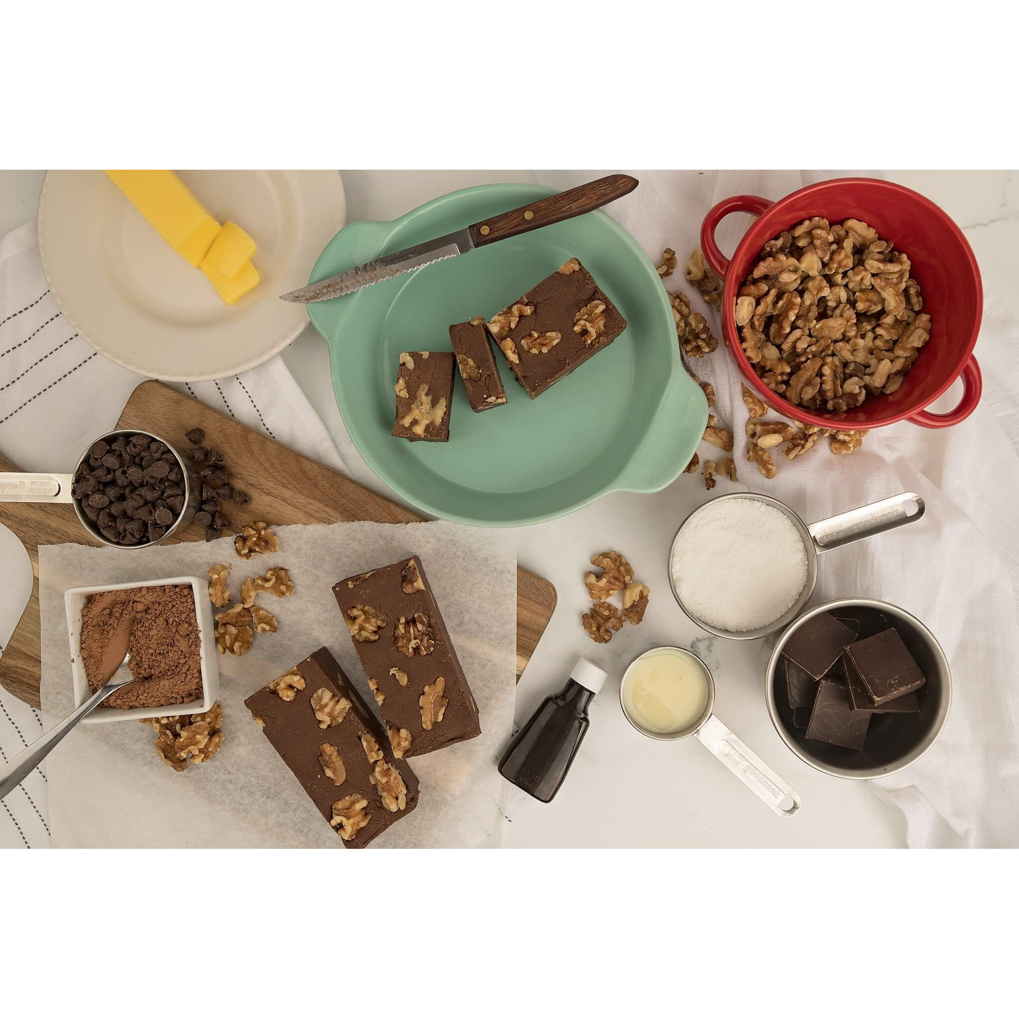 Uncle Butch's Fudge - Creamy And Smooth Chocolate Walnut - Decadent And Delicious Handcrafted Fudge (32Oz)