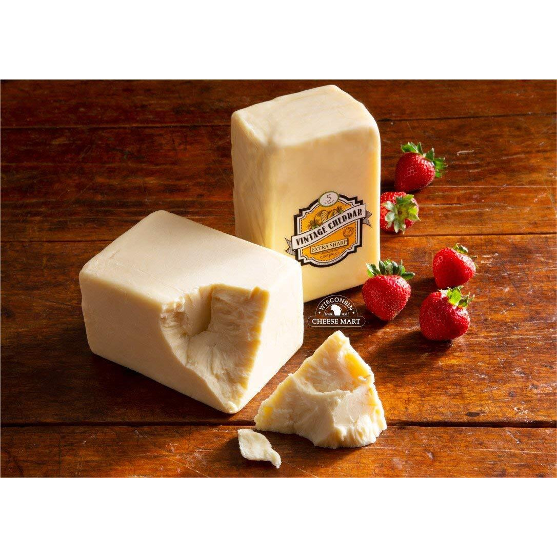 Cheddar 5 Year Extra Sharp White 40Oz Half Loaf