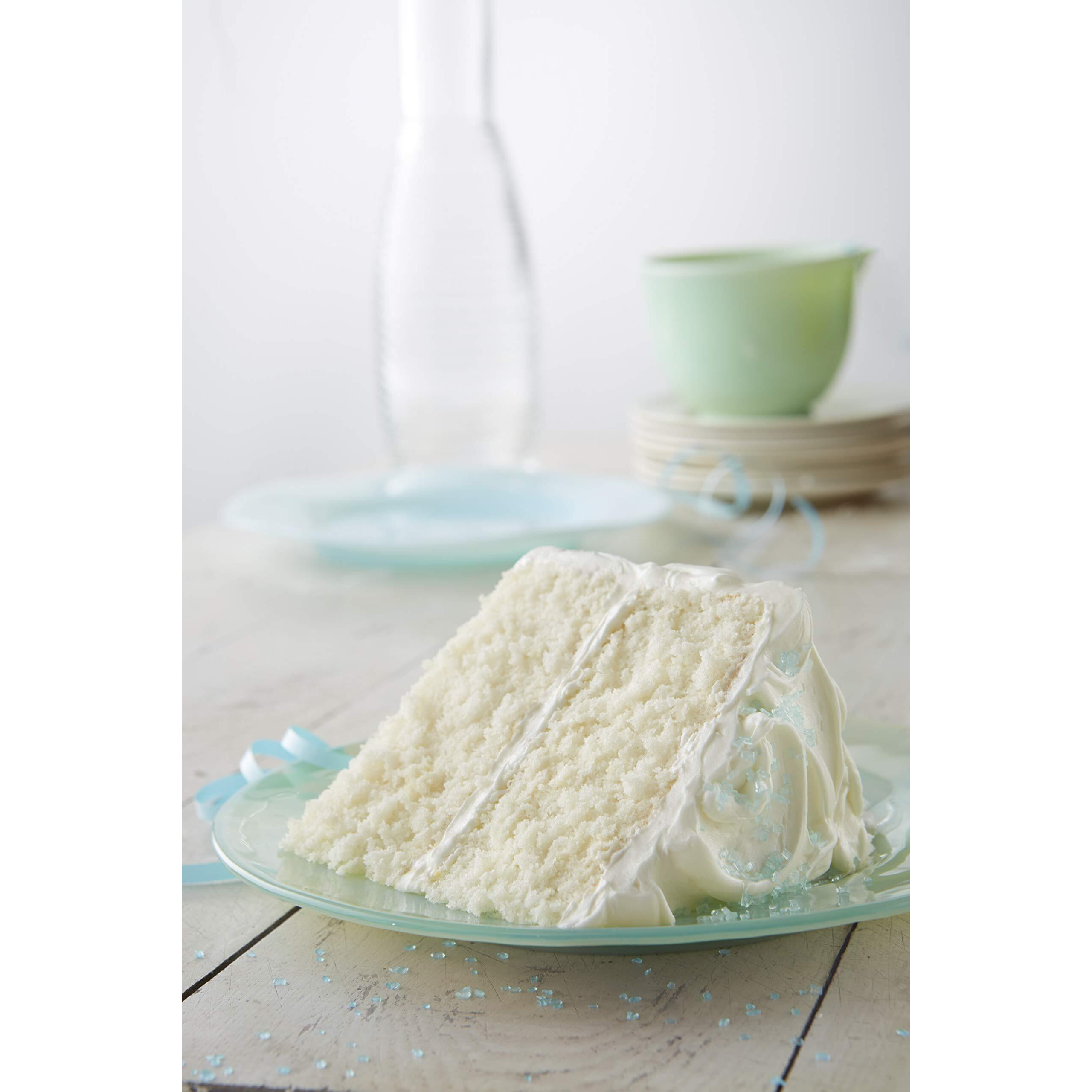 Betty Crocker, Supermoist White Cake Mix, 461G/16.3Oz., (Imported From Canada)