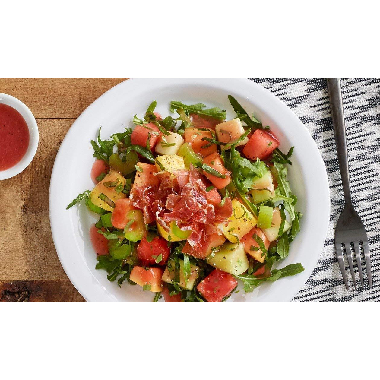 Hellmann's Classics Raspberry Vinaigrette Salad Dressing Salad Bar Bottles Gluten Free, No Artificial Flavors Or High Fructose Corn Syrup, Colors From Natural Sources, 32 Oz, Pack Of 6