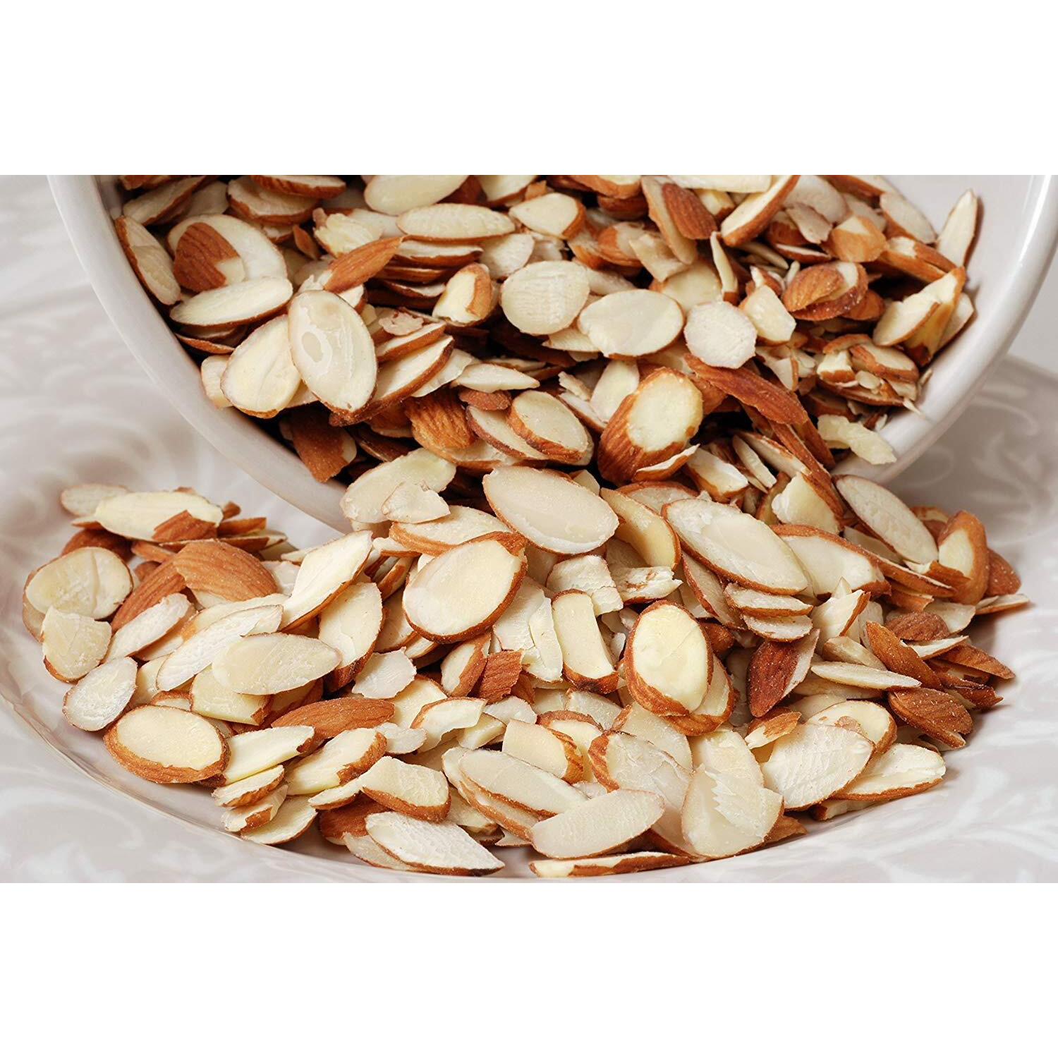 Yupik Sliced California Almonds With Skins, 2.2 Lb, Unblanched, Gluten-Free, Kosher, Raw, Good Source Of Protein, Fiber, Iron & Calcium, Low In Carb, Pack Of 1