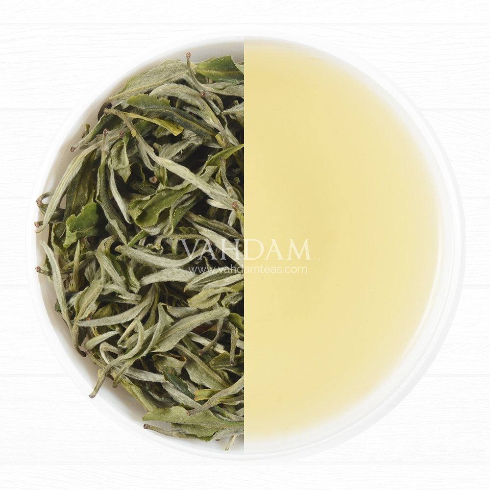 Vahdam, Exotic White Tea Leaves From The Blue Mountains (25 Cups/1.76Oz) 100% Pure White Tea Loose Leaf - Mellow & Delicious | Pure Unblended Loose Leaf Tea | Vacuum Sealed