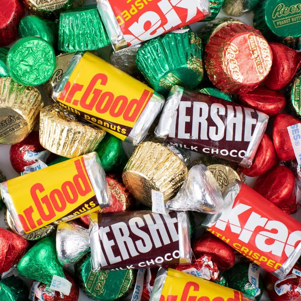 25Lb Bulk Christmas Candy - Holiday Chocolate Assortment Kisses, Miniatures And Peanut Butter Cups