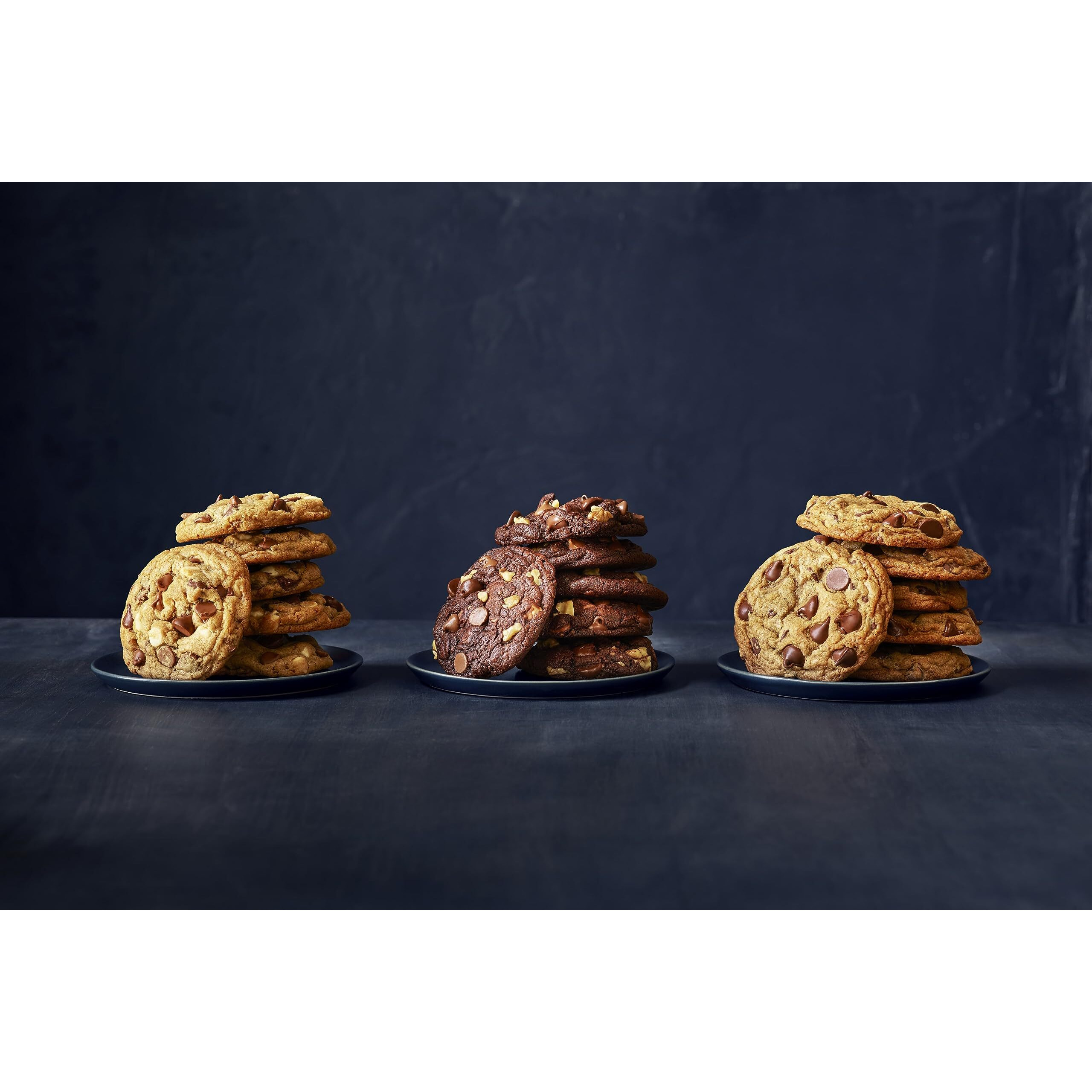 Ghirardelli Chocolate Company Milk Chocolate Chips 800 Per Lb, 5Lb. Bag (Pack Of 1)