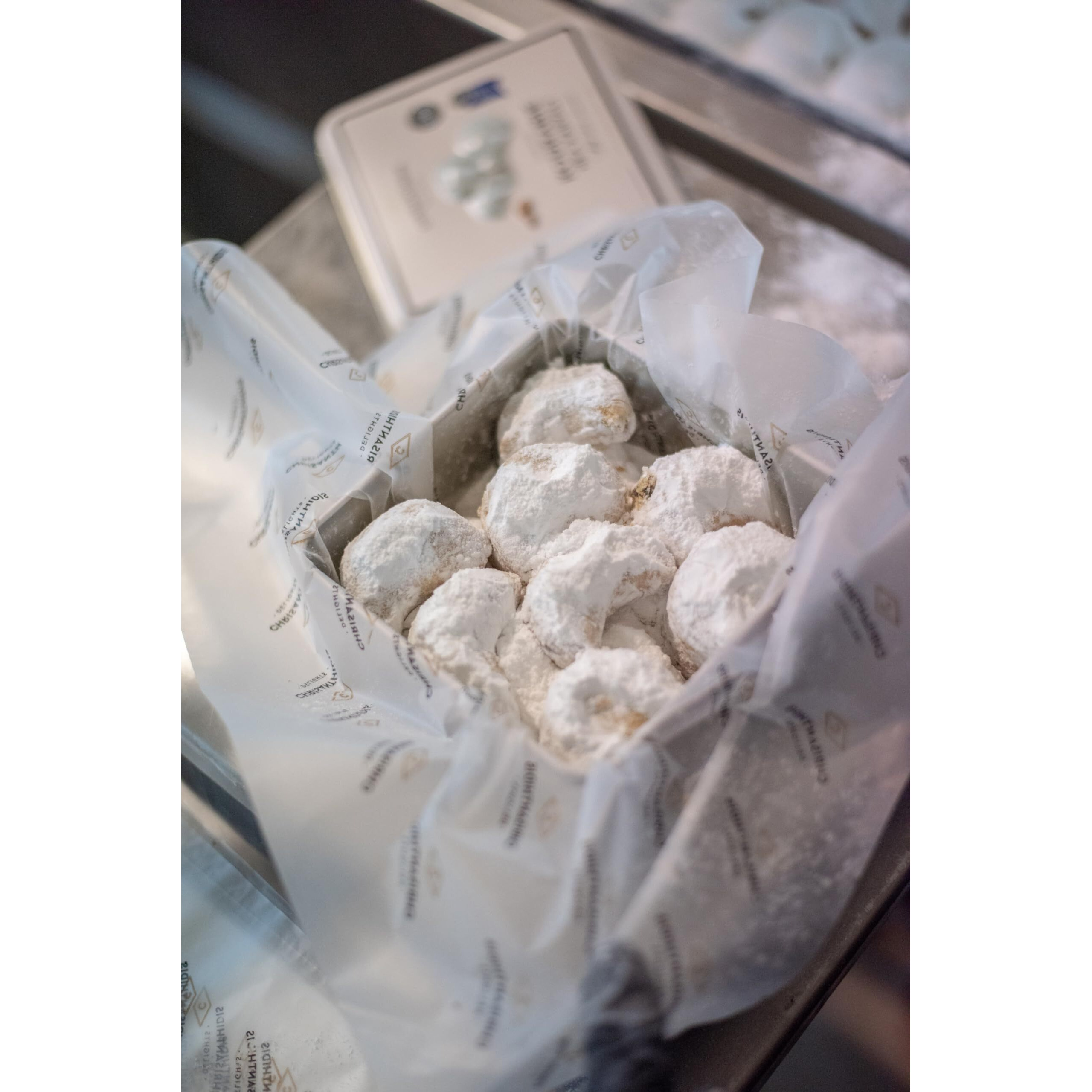 Greek Handmade Cookies (Kourabie) With Whole Almonds 450G/15.8Oz