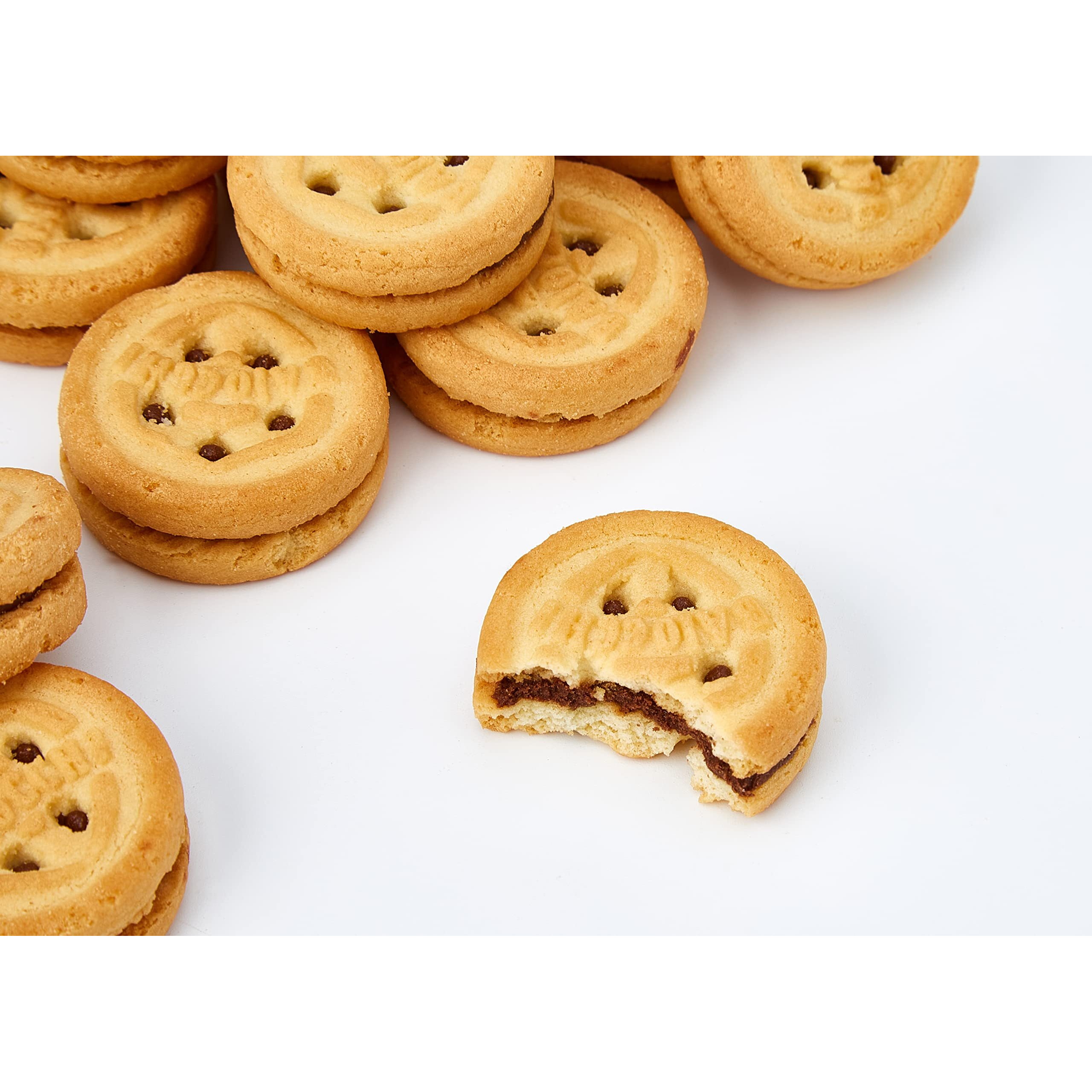 Mulino Bianco"&quotI Baiocchi"" Cookies With Cream Hazelnut And Cocoa - 9.17 Oz (260G) [ Italian Import ]