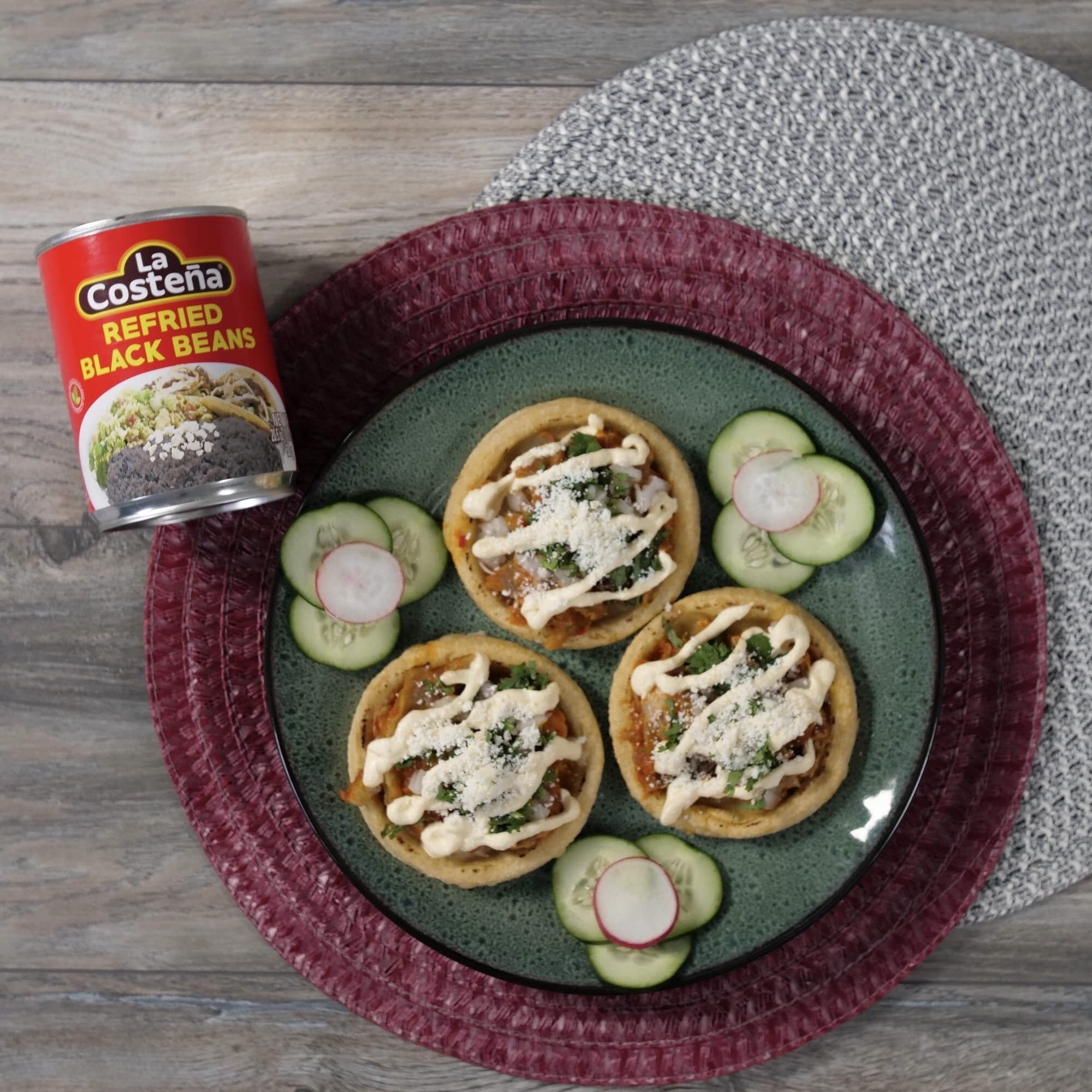 La Costea Refried Black Beans, 20.5 Ounce Can (Pack Of 12)