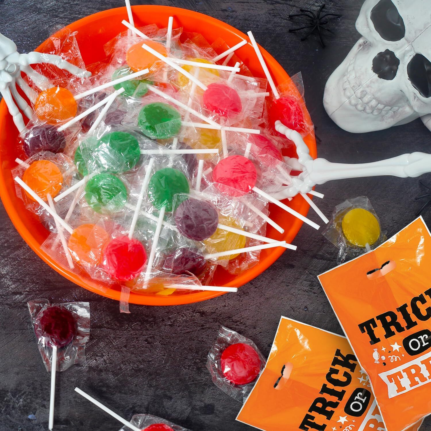 Lollipops Individually Wrapped - 5 Pounds - Halloween Classic Flat Lollipops For Kids - Round Lolly Pops - Assorted Fruit Flavors Lolipops - Back To School Lollipop Candy Suckers - Bulk Lollipops - Church Candies