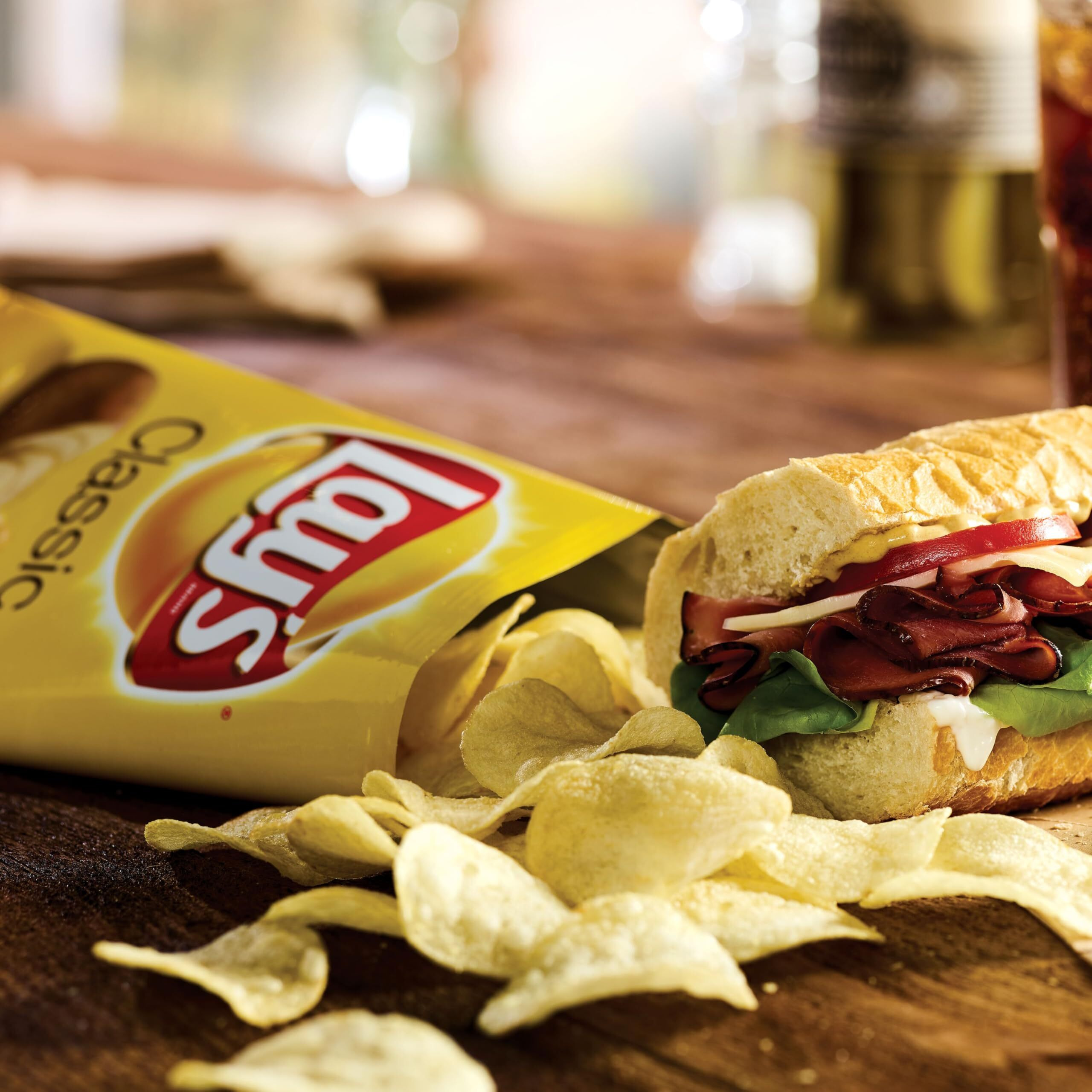 Frito-Lay Classic Mix Variety Pack, Single Serve Snack Bags (Pack Of 21)