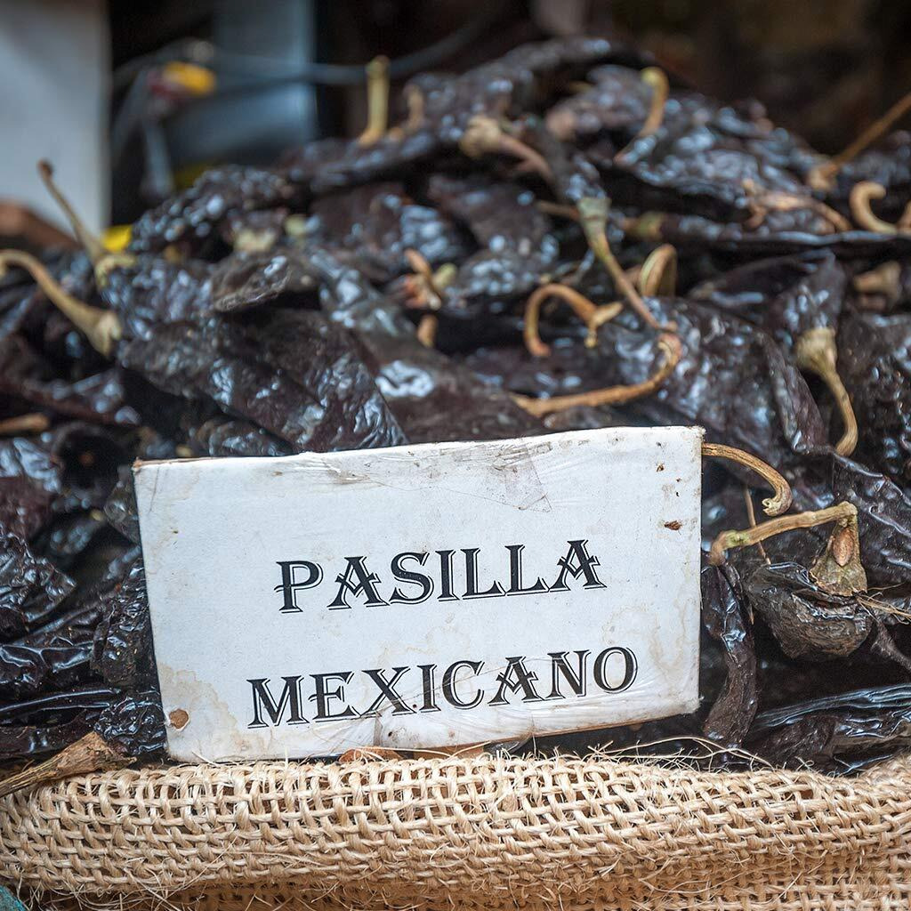 8Oz Pasilla Chiles Dried, Whole Dried Chile Mexican Peppers, Versatile Mexican Ingredients For Medium Heat Salsa, Dried Mexico Chiles For Tasty Cooking Recipes, Whole Chilli Dried Peppers.