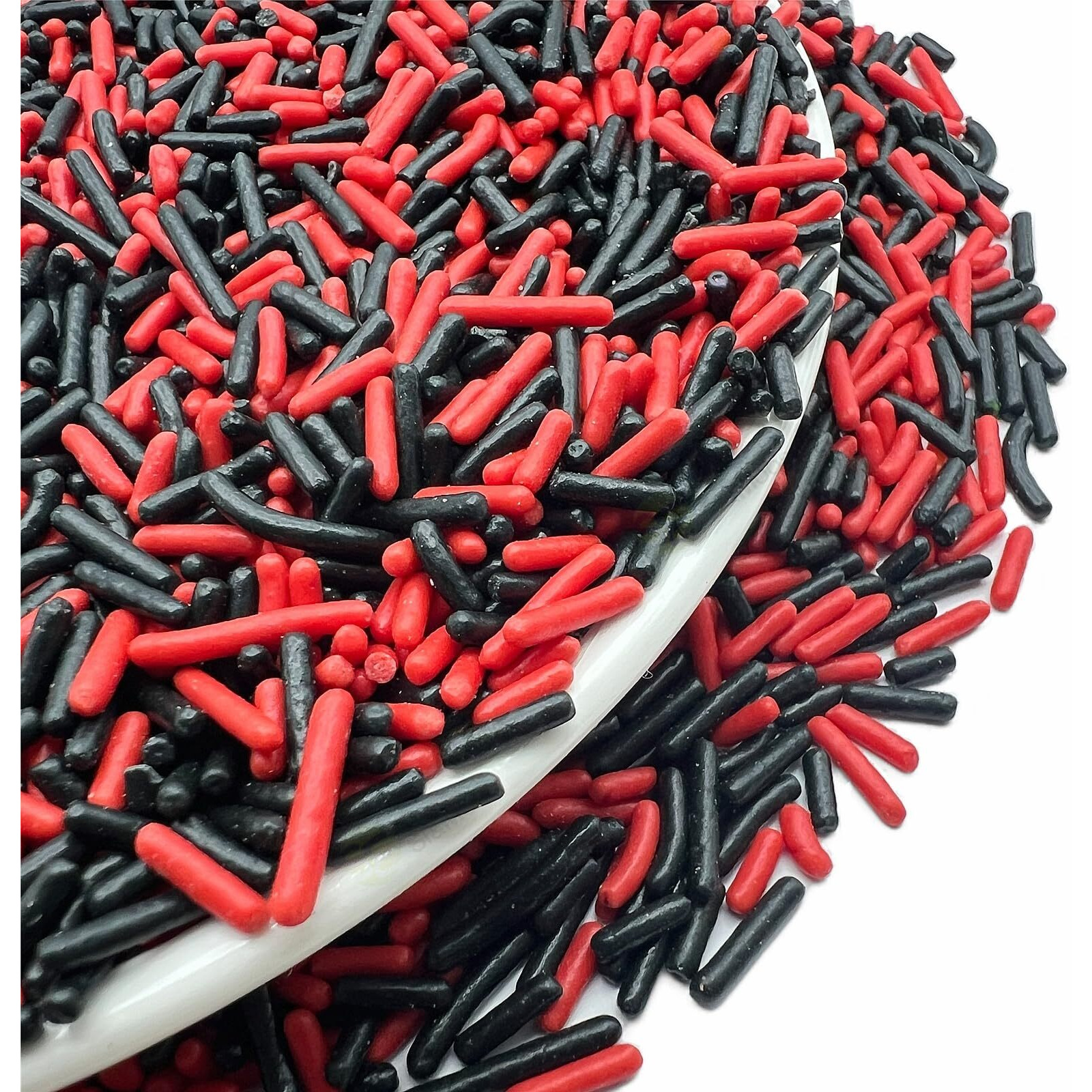 Se Si&Moos Black And Red Sprinkles Red And Black Cake Sprinkles Black And Red For Cupcakes Black Red Jimmies Sprinkles Soft Jimmies Soft Sprinkles Edible Black And Red Sprinkles For Cake Decorating,Ice Cream Toppings & Baking 2.75 Oz