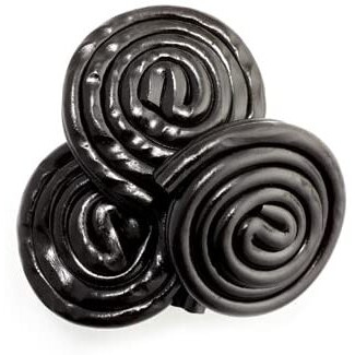 Yupik Organic Black Licorice Rolls, 1.1 Lb, Non-Gmo, Helix Shaped, Natural Licorice Flavor, Chewy Candy, Fun Treat, Delicious Snack, Halloween Treats, Ideal For Gifting & Decorating