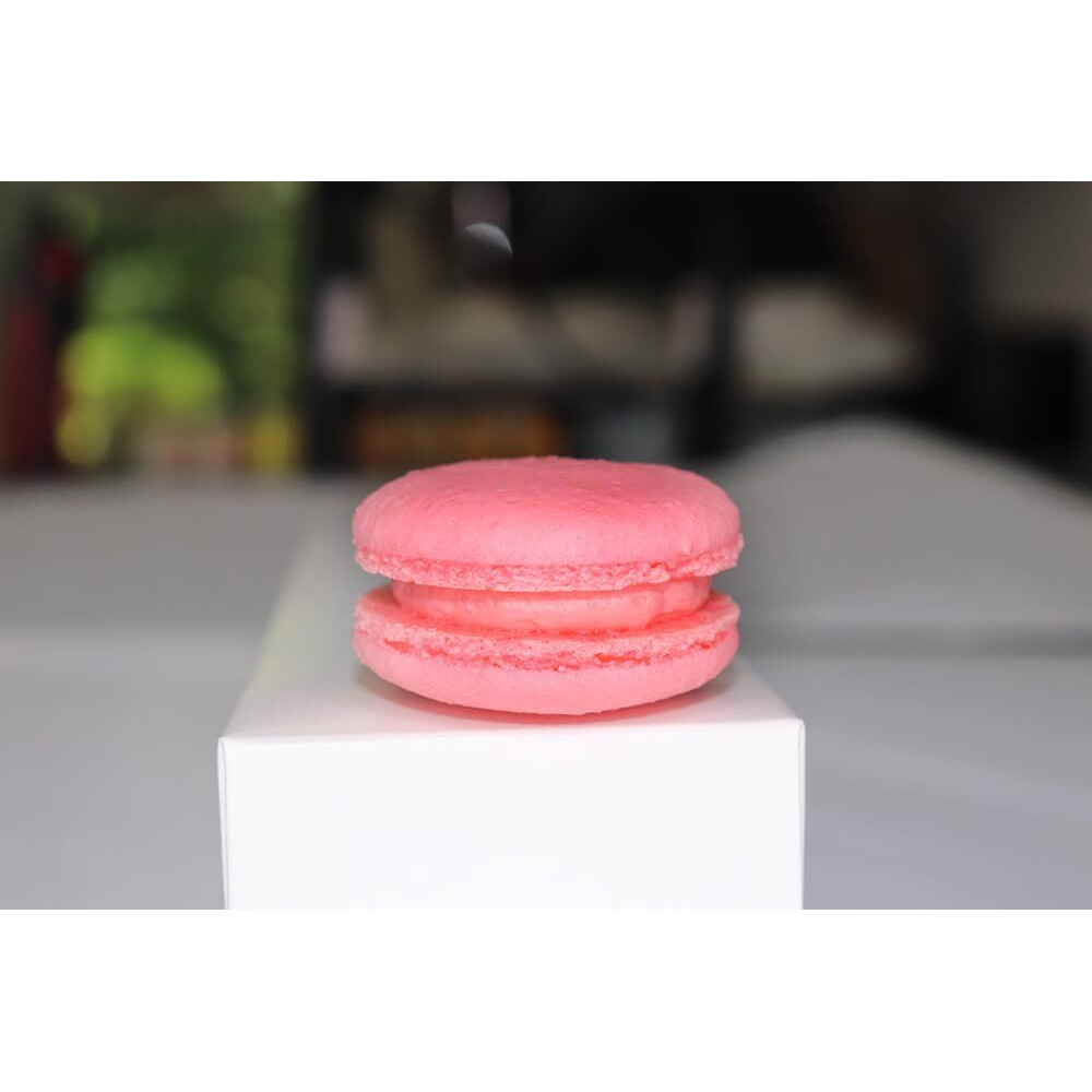 Macarons - Pink And White
