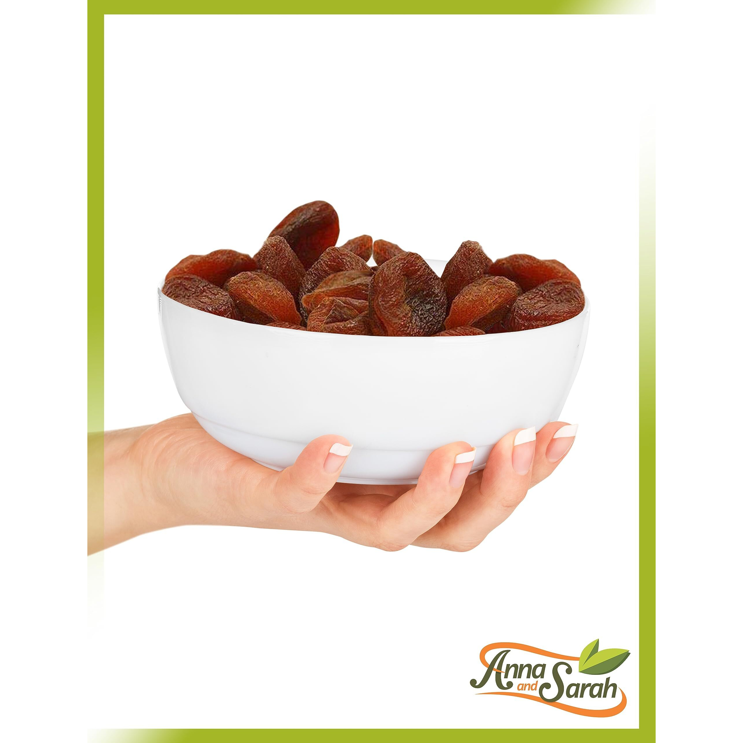 Anna And Sarah Organic Dried Apricots No-Added Sugar, Sweet And Tangy Delights For Snacking, Unsulphured, In Resealable Bag 2 Lbs