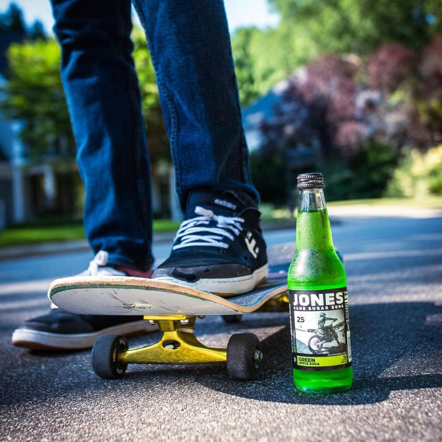 Four(4) Bottles - Jones Soda Co. Green Apple Soda Flavor | 100% Cane Sugar Soda | Craft Soda Pop | Soda Soft Drinks | Glass Bottle Soda