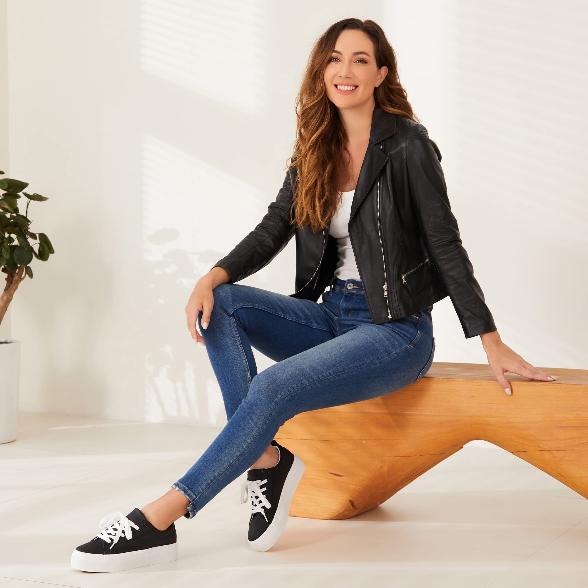 Jabasic Women Lace Up Platform Sneakers Comfortable Casual Fashion Sneaker Walking Shoes (7,Black)