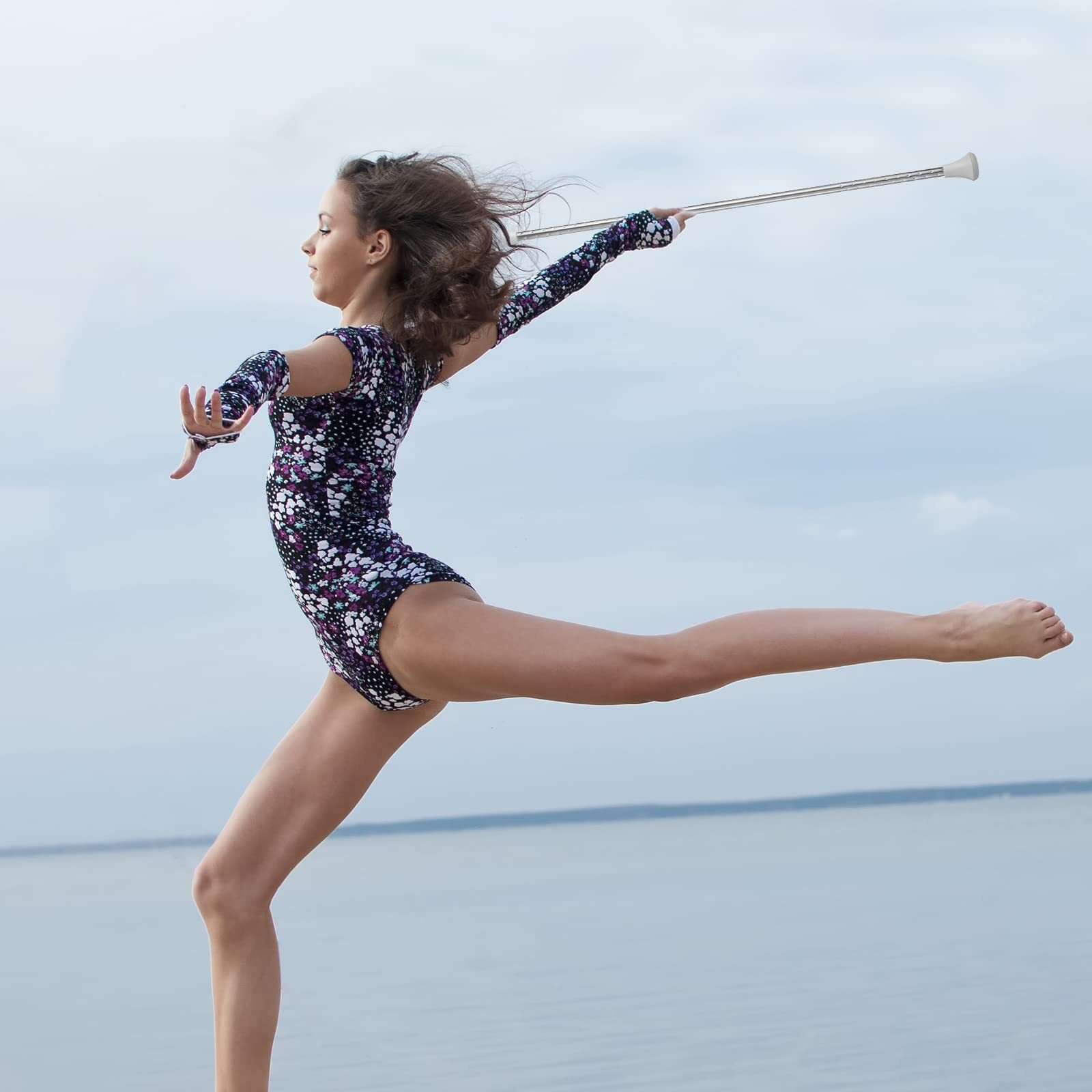 Hydren Twirling Baton Unisex Gymnastics Dance Metal Baton Marching Band Parade Stick For Talent Shows, Artistic Dancing Twirling(26 Inch,White)