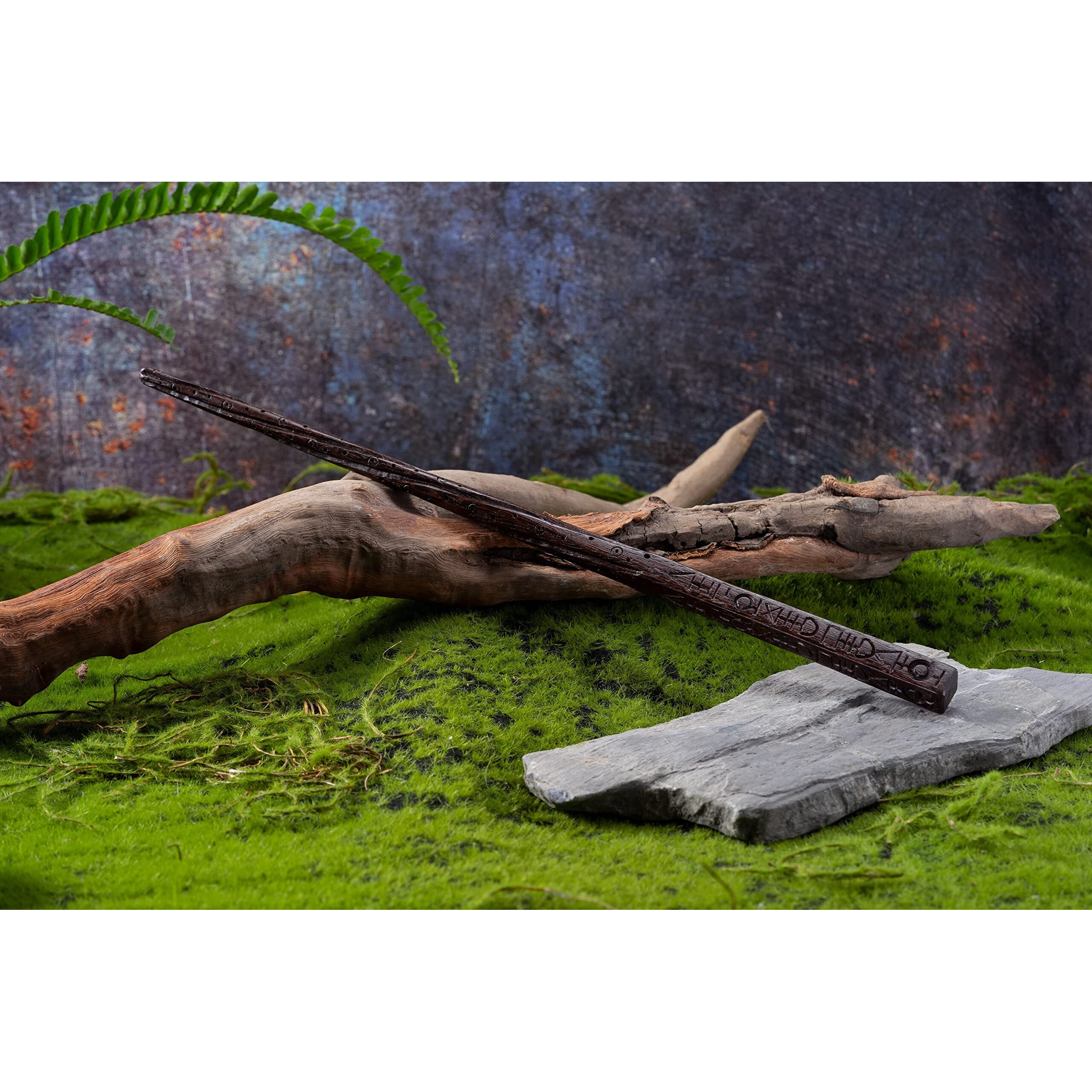 Handicraftviet - Hand Carved Wooden Magic Wand, Magic Wands For Wizards/Collectible Cosplay Magical/Magical Gift For Halloween, Christmas And Birthday Party,15 Inch (S1)