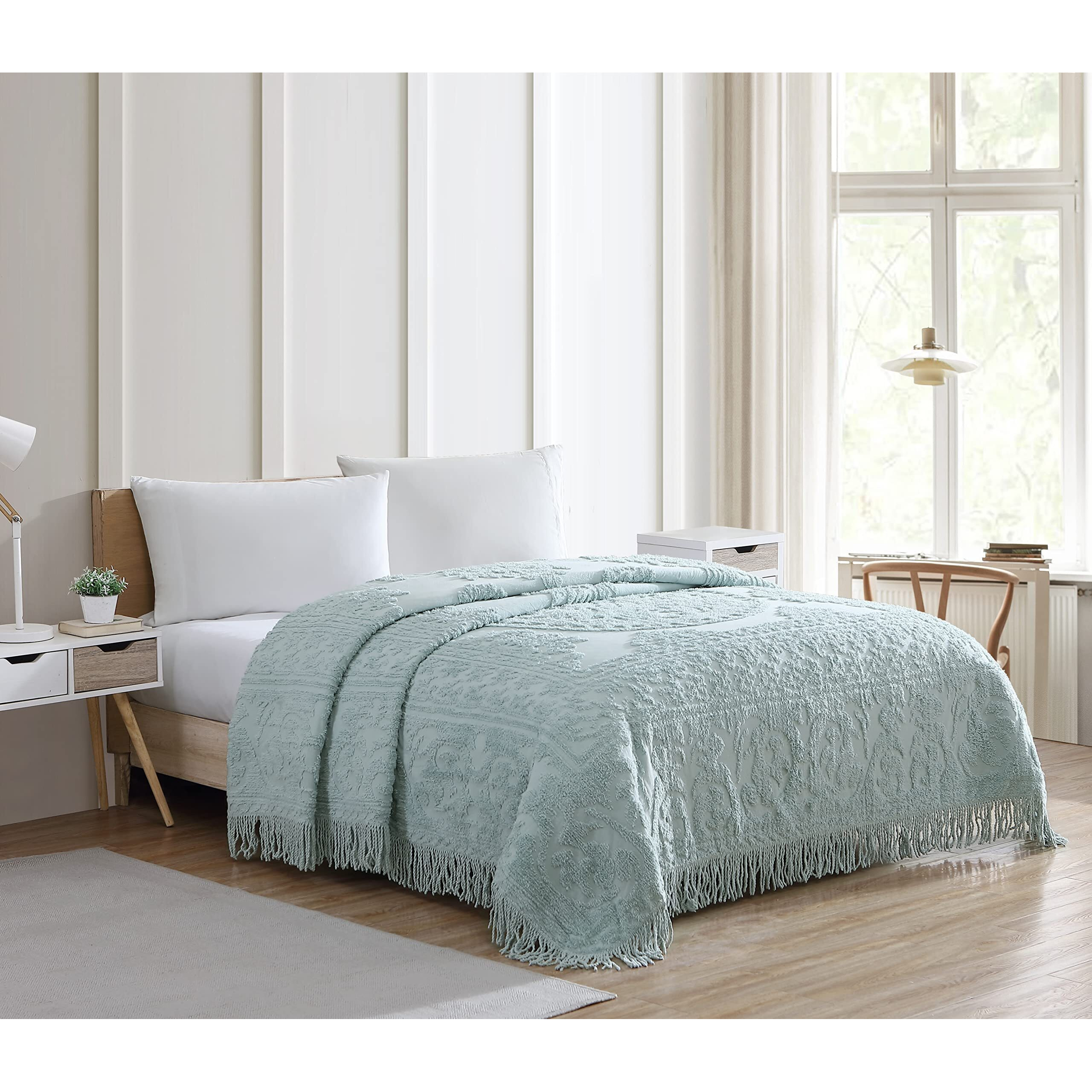 Beatrice Home Fashions Medallion Chenille Bedspread, King, Blue